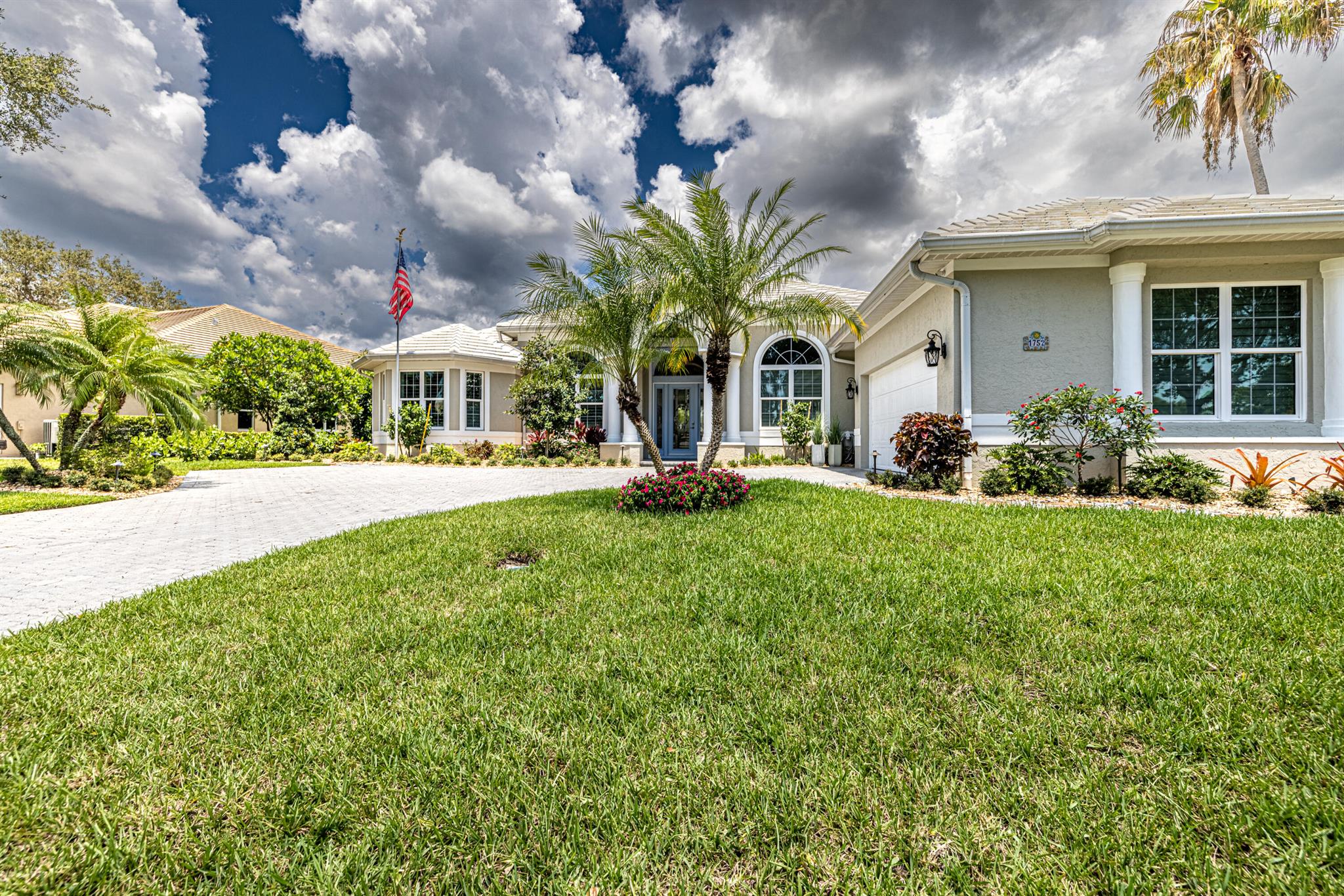 MONARCH - Residential