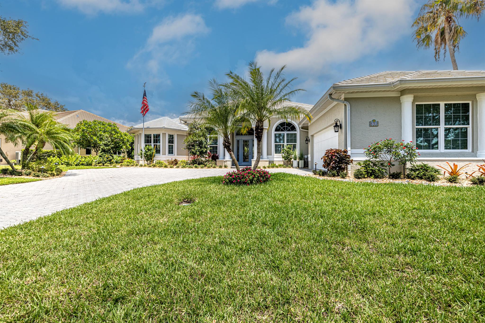 MONARCH - Residential