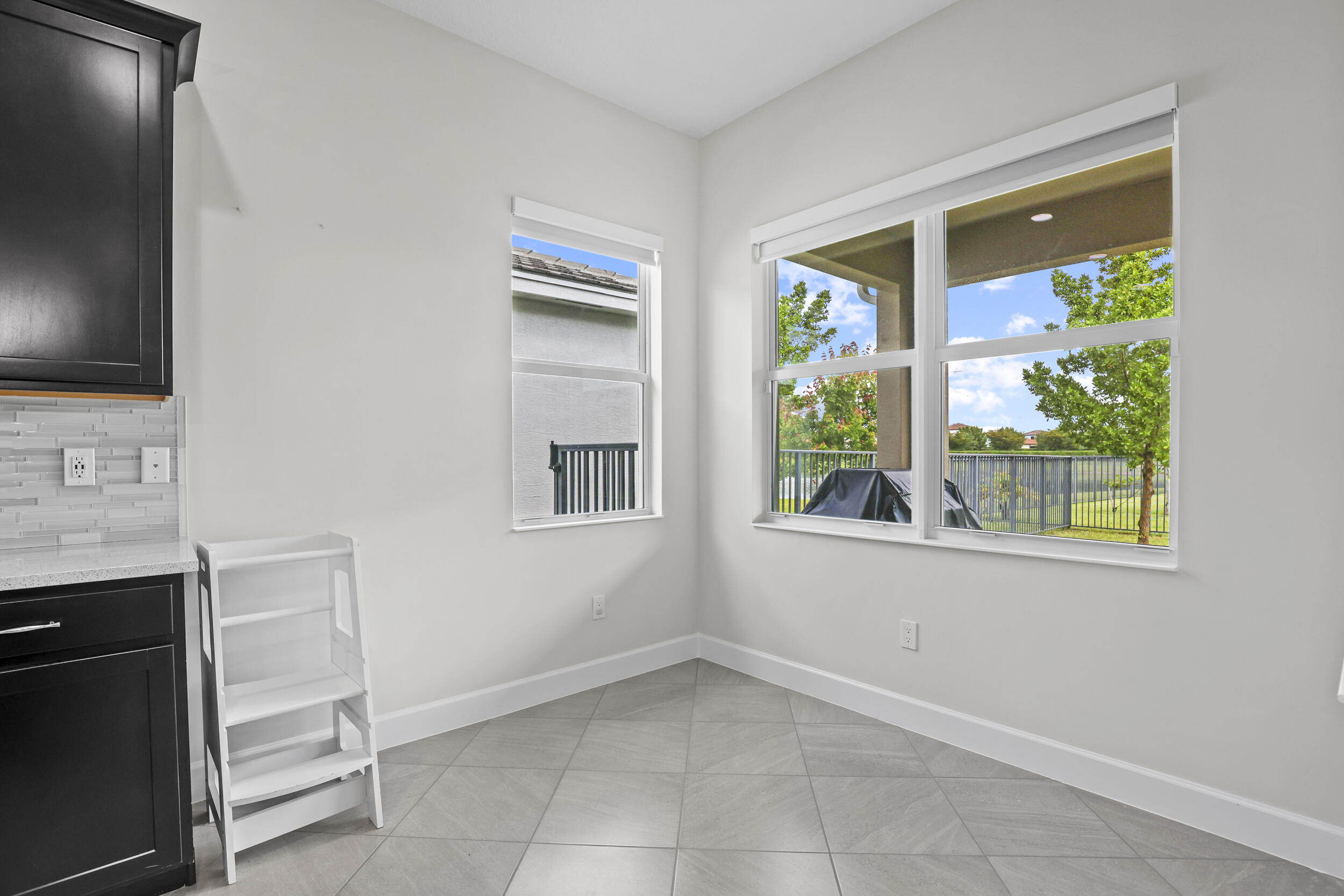 GROVES OF WESTLAKE - Residential