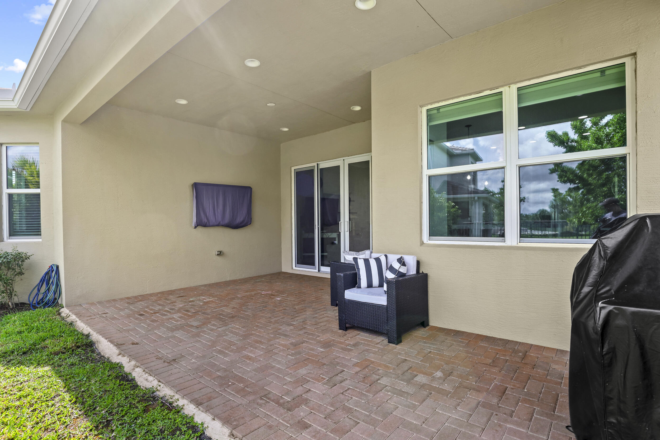 GROVES OF WESTLAKE - Residential