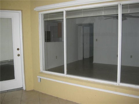 Tiny photo for 2647 NW 33rd Street #2305, Oakland Park, FL 33309 (MLS # B26041437)