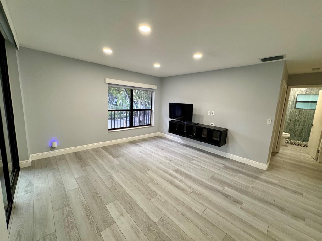 KARANDA VILLAGE - Residential