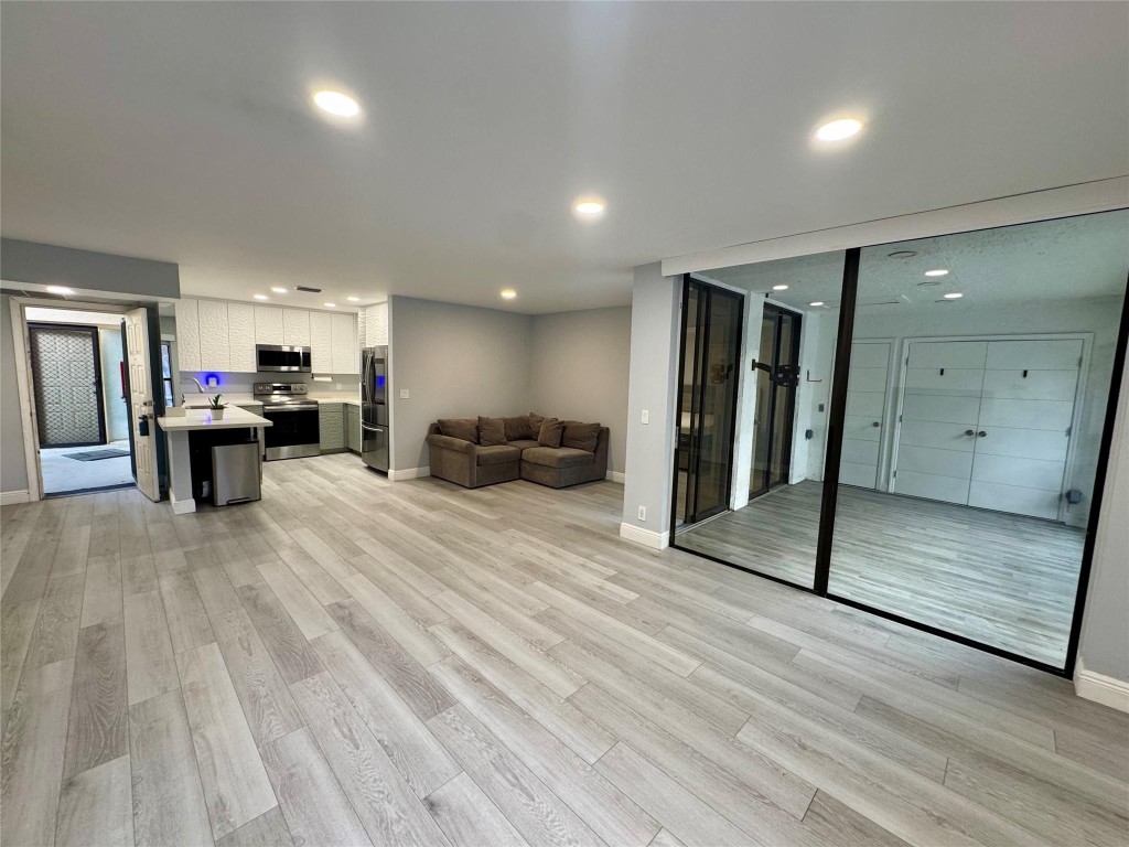 KARANDA VILLAGE - Residential