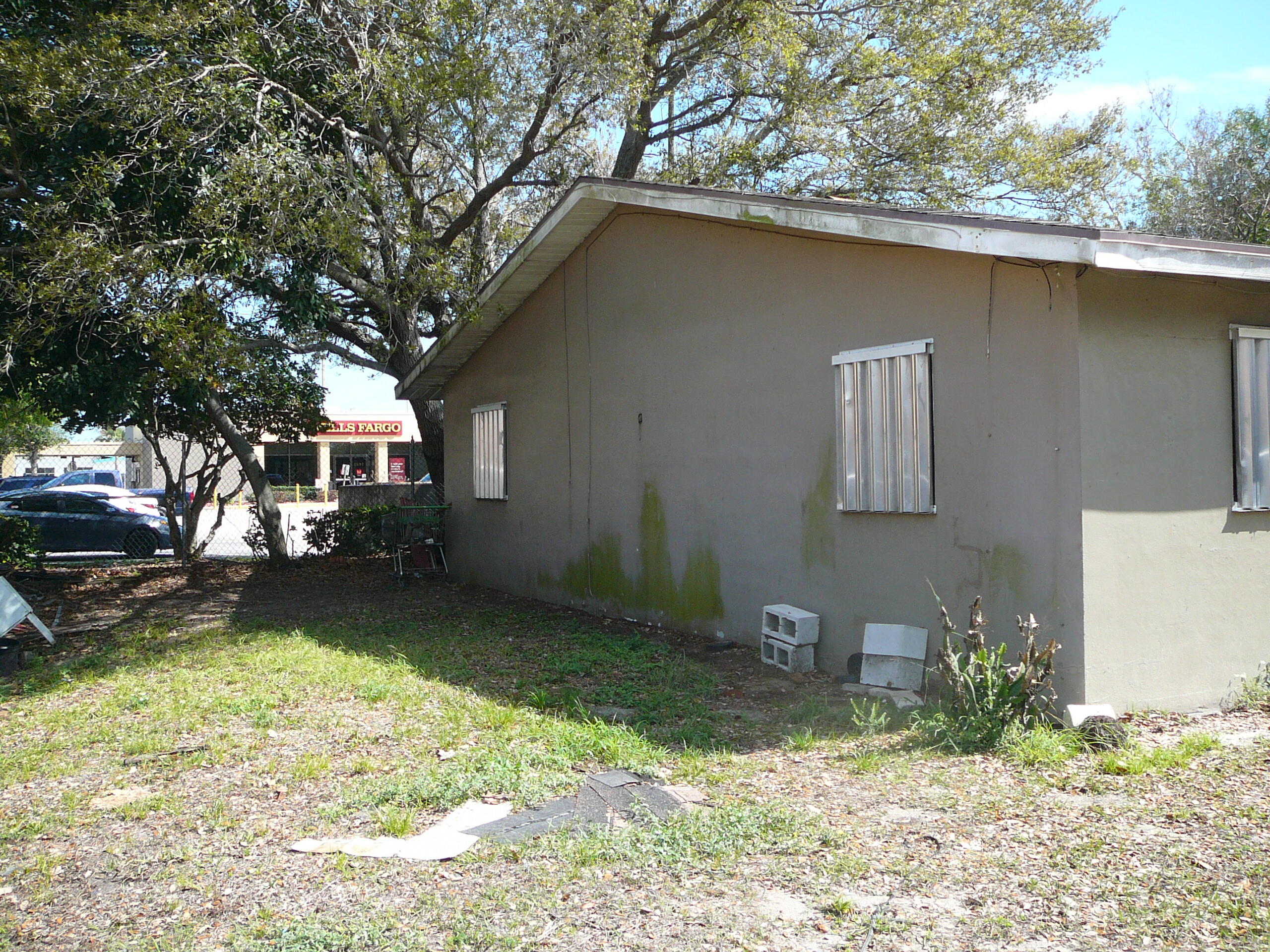MARAVILLA GARDENS SUBDIVISION UNIT 1 - Residential Income