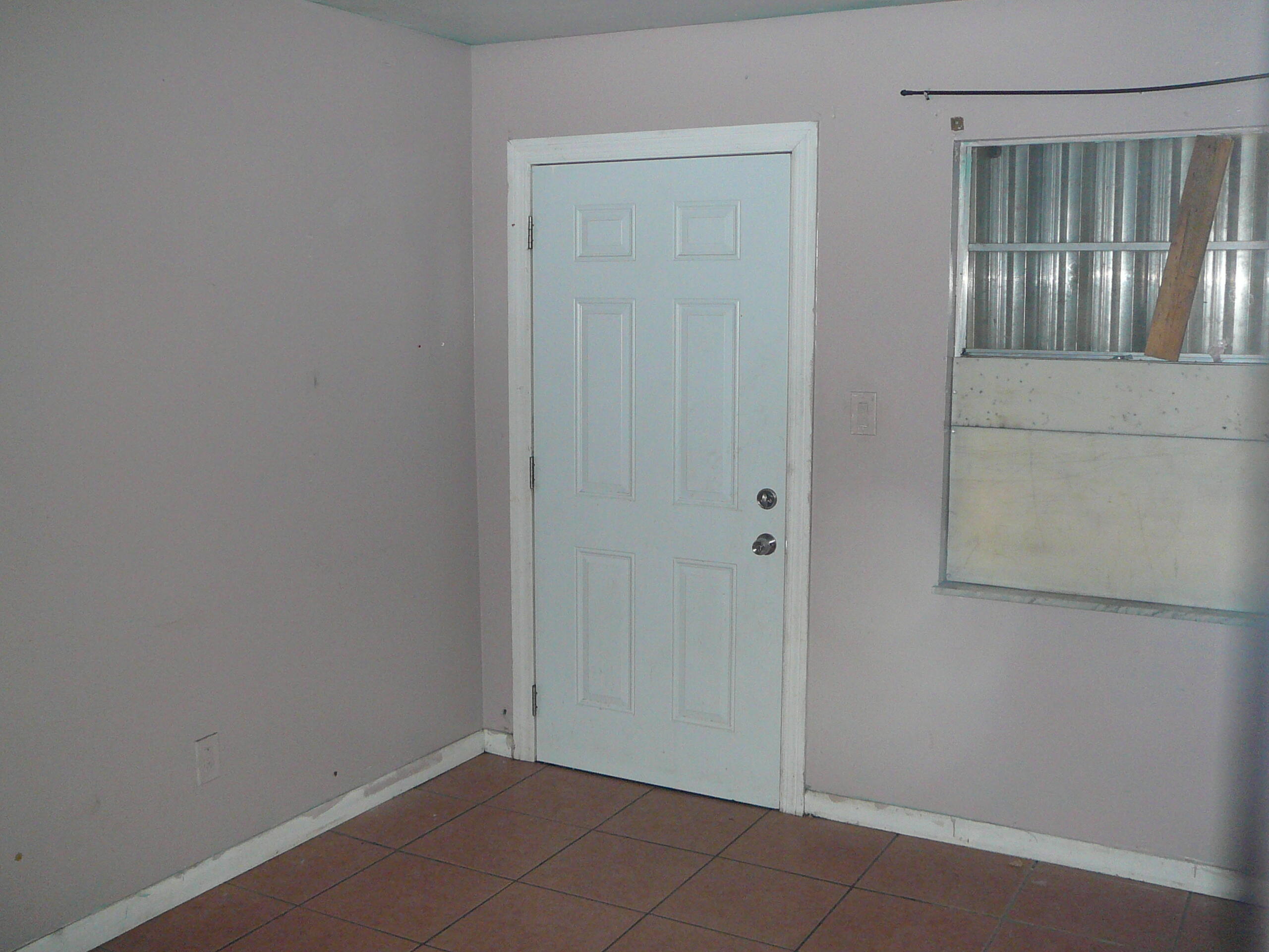 MARAVILLA GARDENS SUBDIVISION UNIT 1 - Residential Income