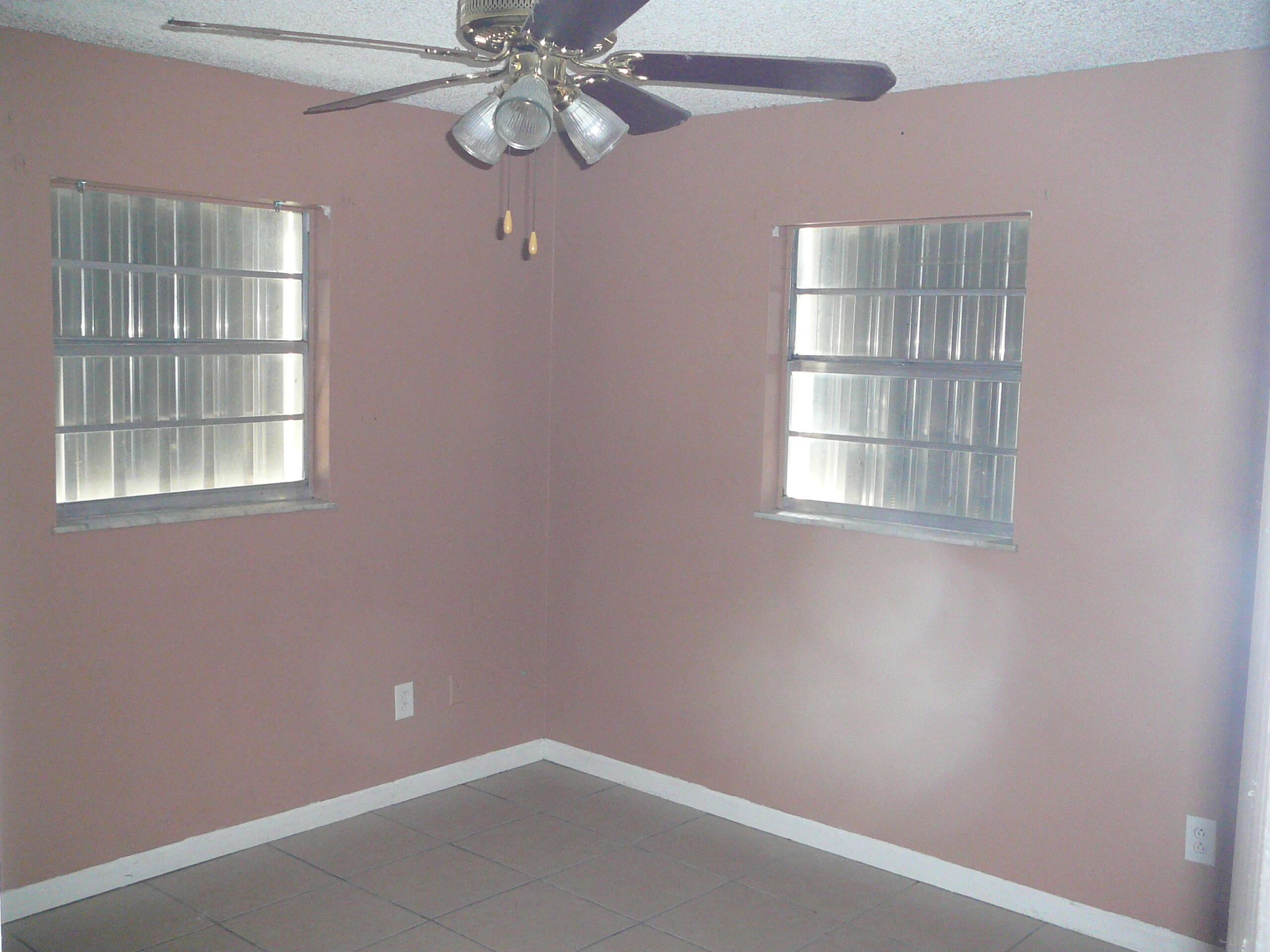 MARAVILLA GARDENS SUBDIVISION UNIT 1 - Residential Income