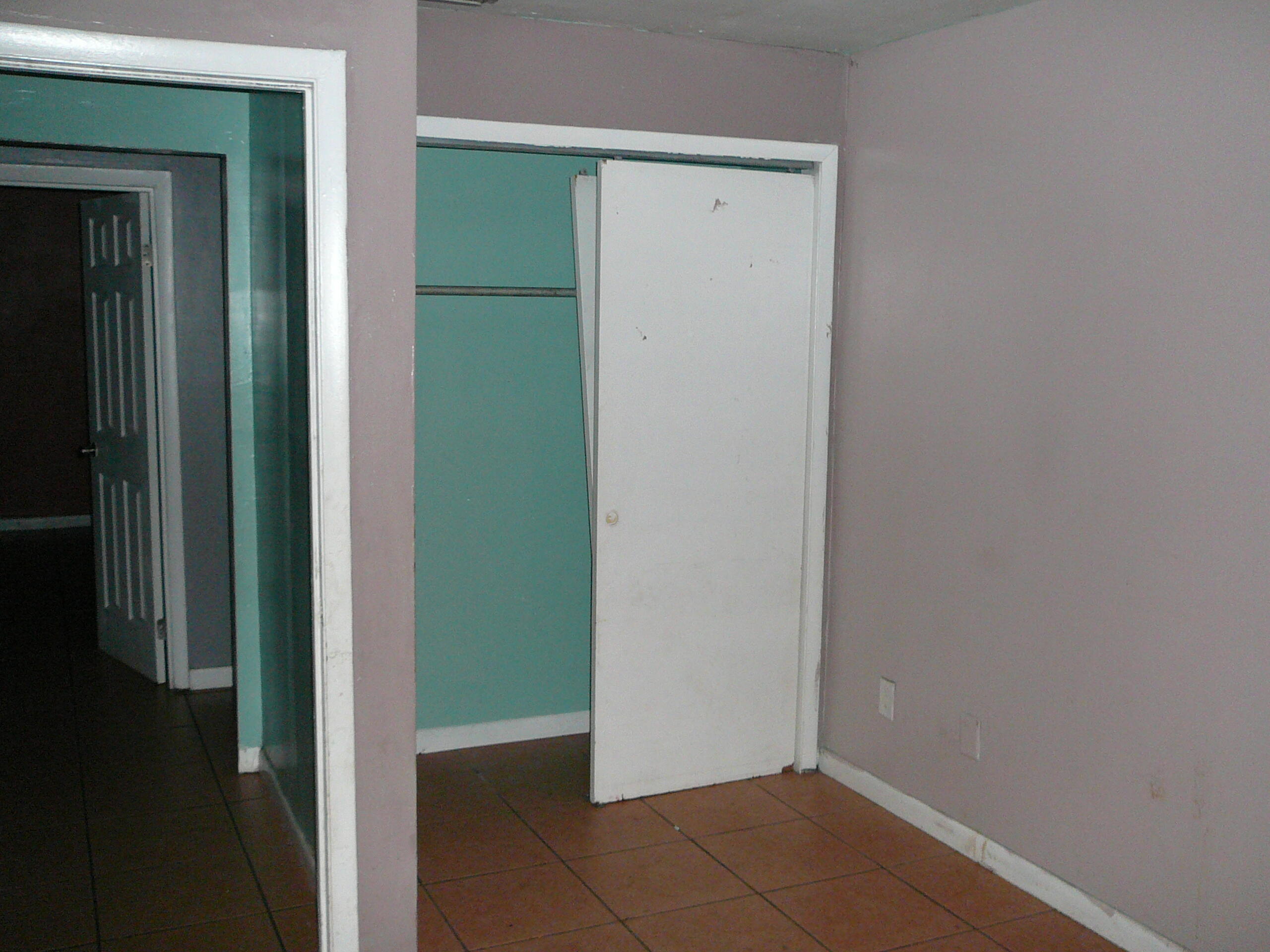 MARAVILLA GARDENS SUBDIVISION UNIT 1 - Residential Income