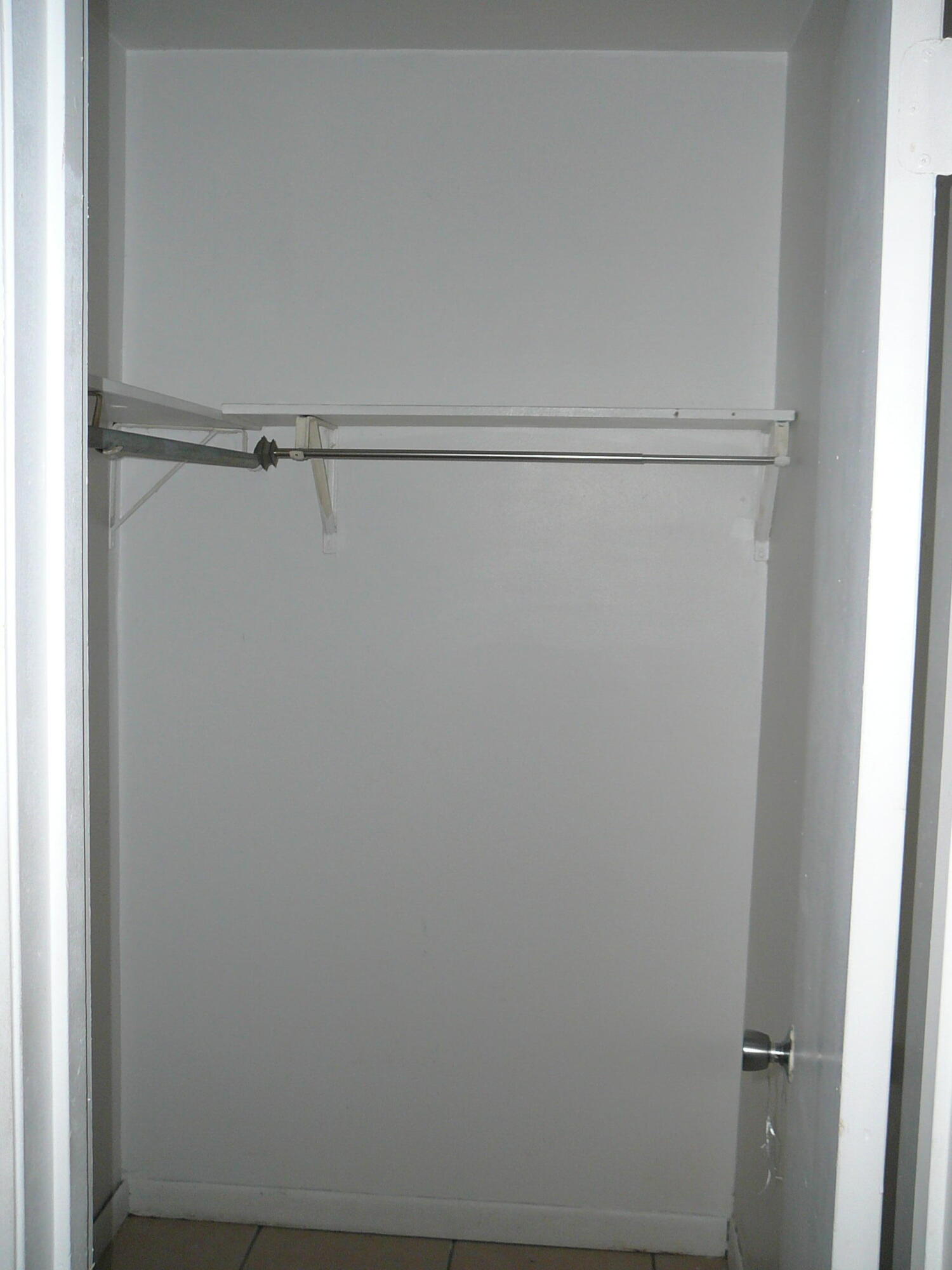 MARAVILLA GARDENS SUBDIVISION UNIT 1 - Residential Income