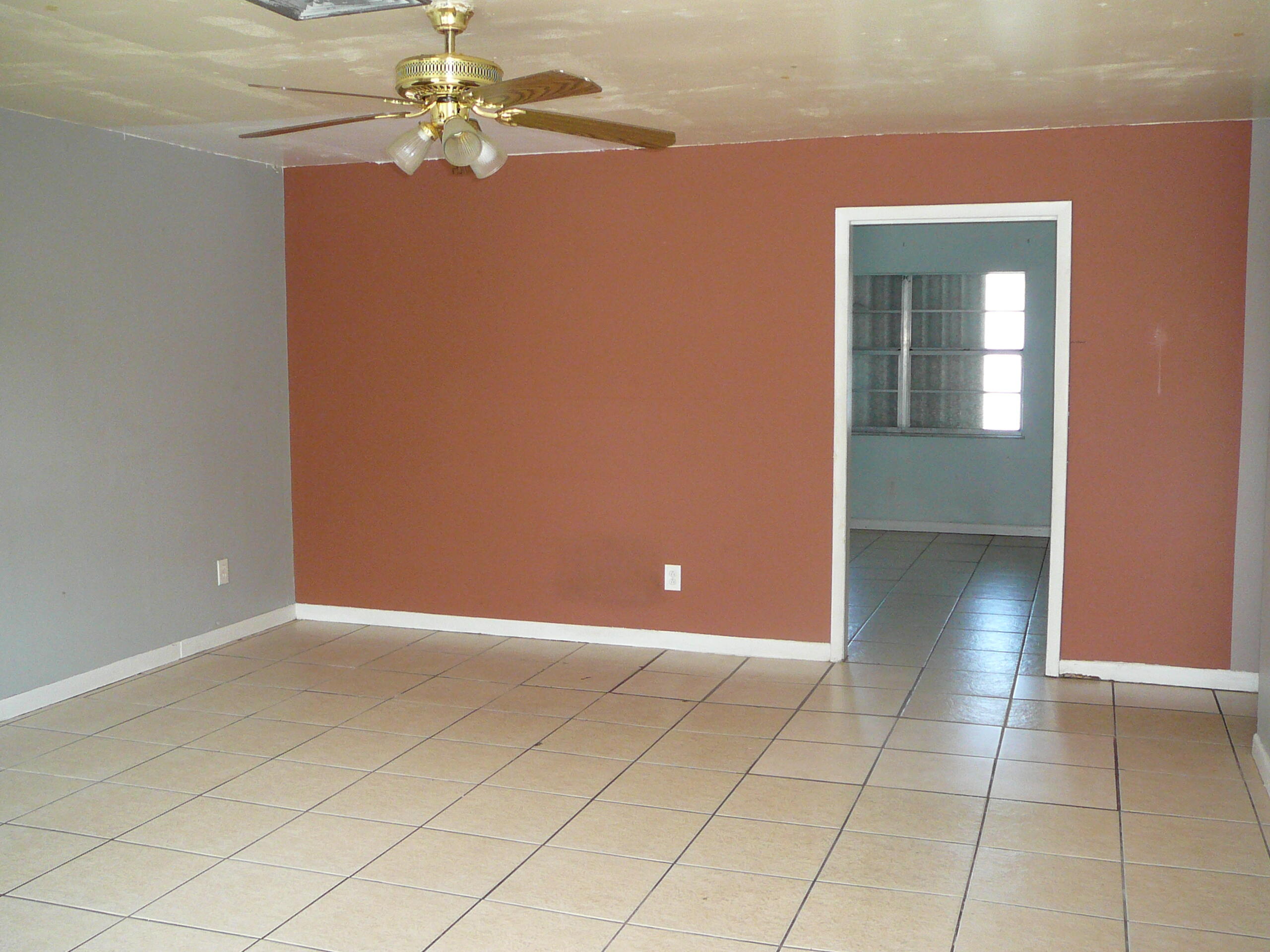 MARAVILLA GARDENS SUBDIVISION UNIT 1 - Residential Income