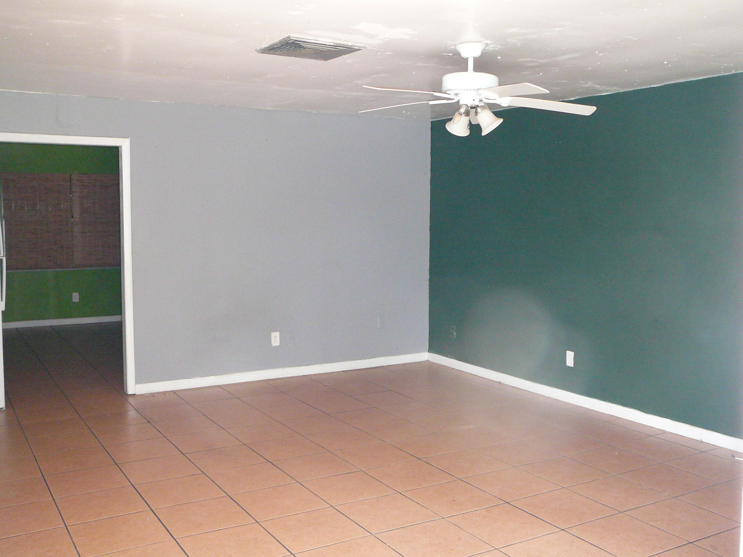 MARAVILLA GARDENS SUBDIVISION UNIT 1 - Residential Income