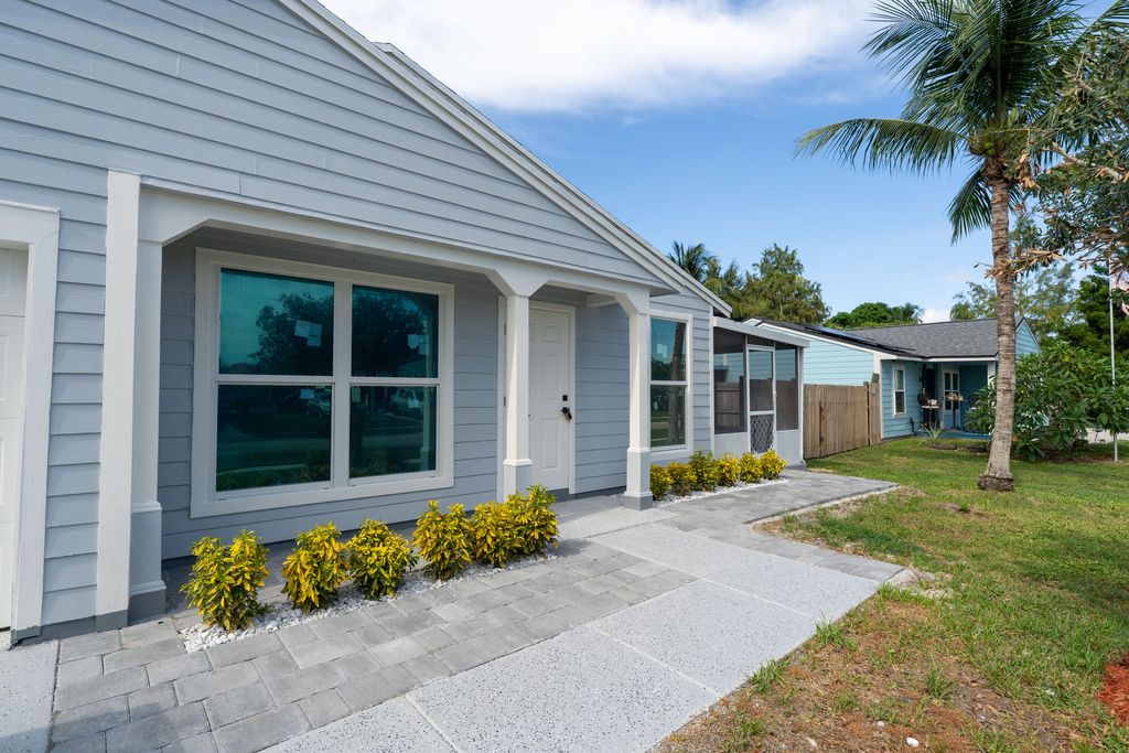 Photo of 10651 Misty Lane, Royal Palm Beach, FL 33411 (MLS # R11117805)