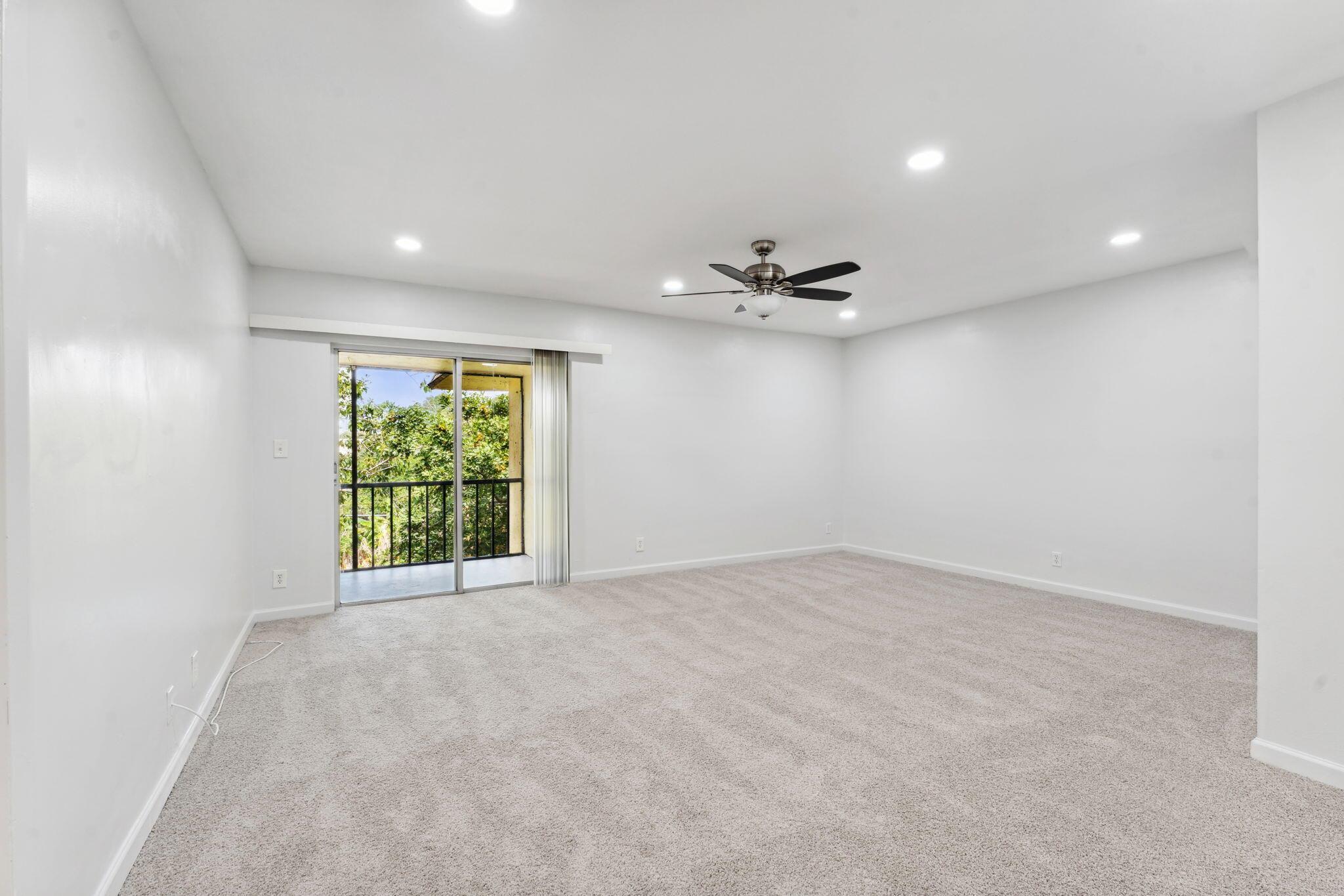 Newly renovated 1-bedroom, 1-bathroom condo in East Boca Raton is ready for immediate occupancy. It's a spacious 3rd-floor unit that has been completely remodeled, featuring a screened-in balcony with a water view. The entire unit has been freshly painted, boasts new carpeting, recessed LED lighting throughout, and all-new appliances. The community offers amenities such as a pool, elevators inside the building, and a phone entry system. It's within walking distance to FAU, just minutes from the beach, and close to Town Center Mall. Cable and water are included in the monthly dues.