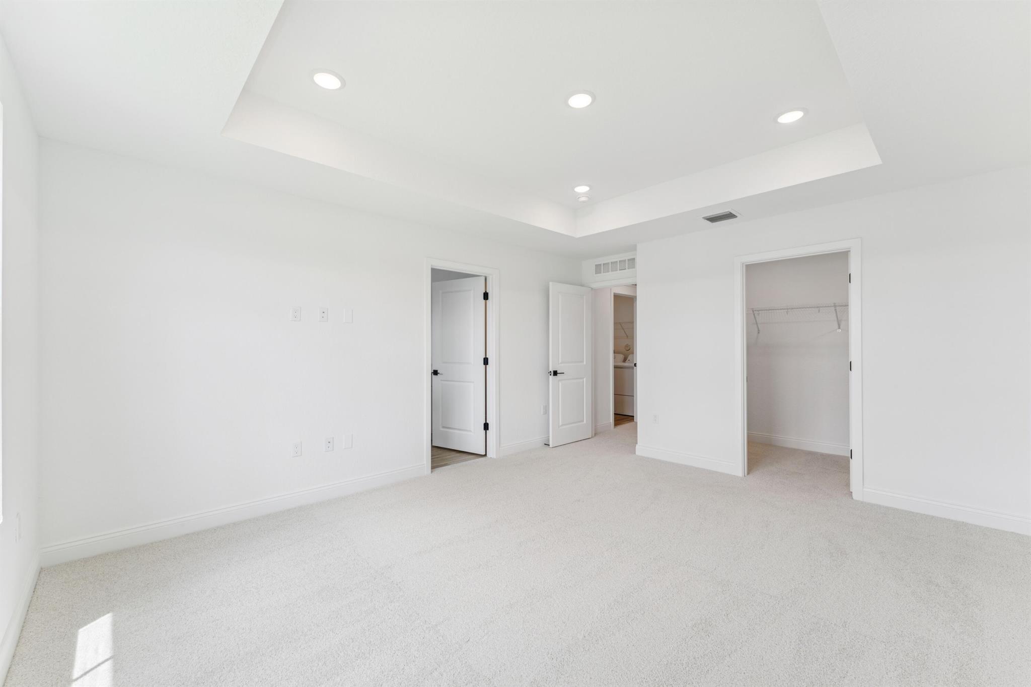 SALERNO RESERVE AT SHOWCA - Residential