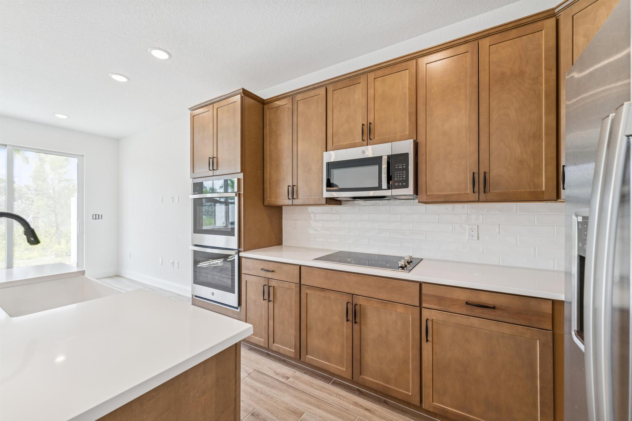 SALERNO RESERVE AT SHOWCA - Residential