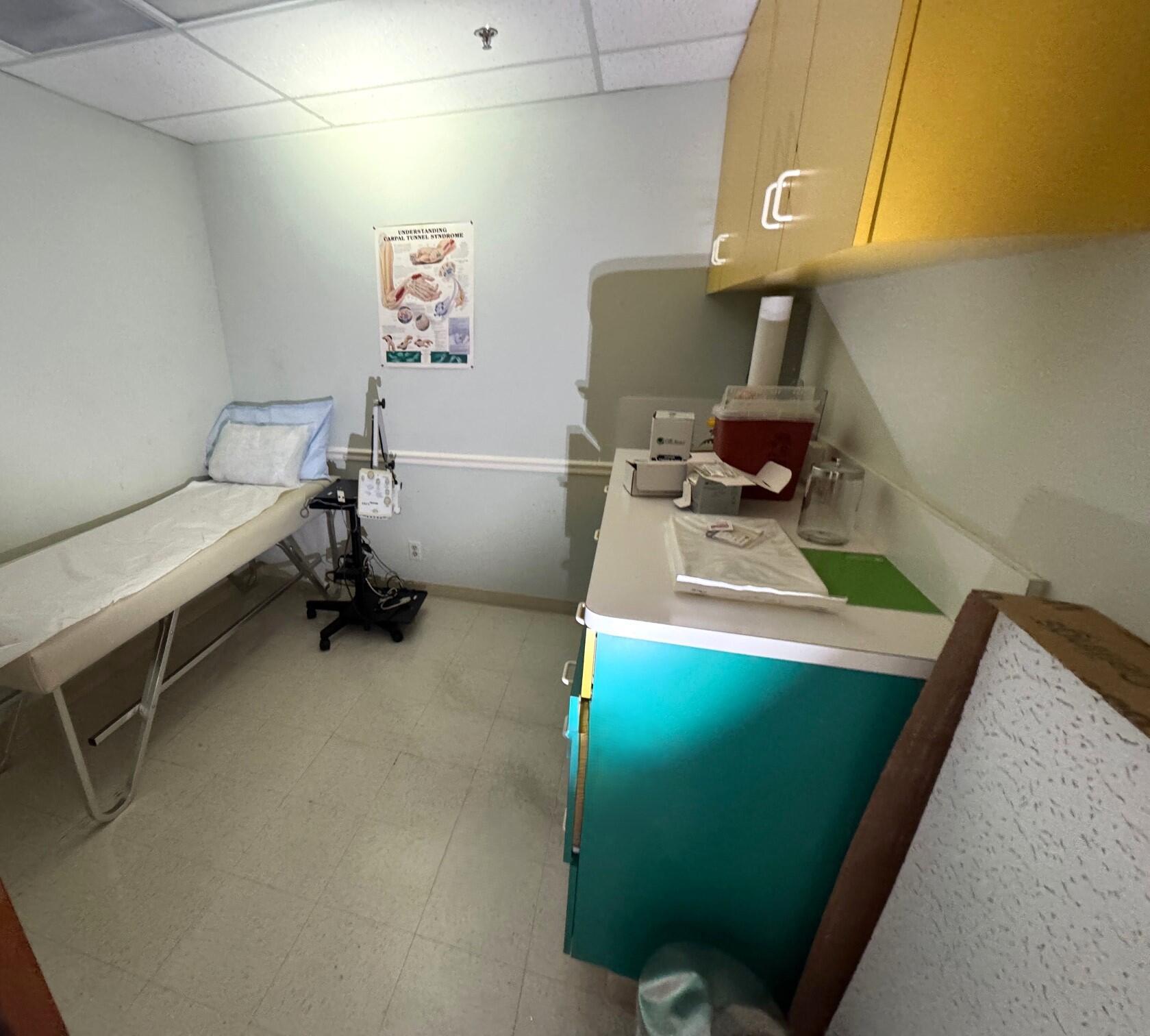 13005 Southern Boulevard 115