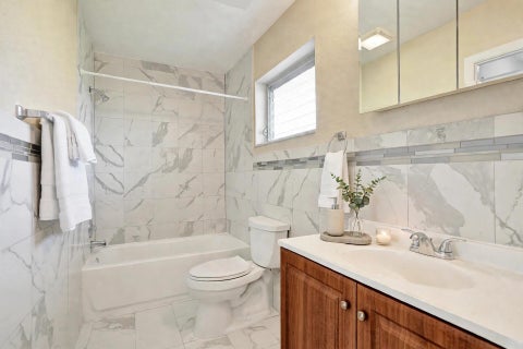 Tiny photo for 2200 Park Lane #Unit 111, Hollywood, FL 33021 (MLS # B26080202)