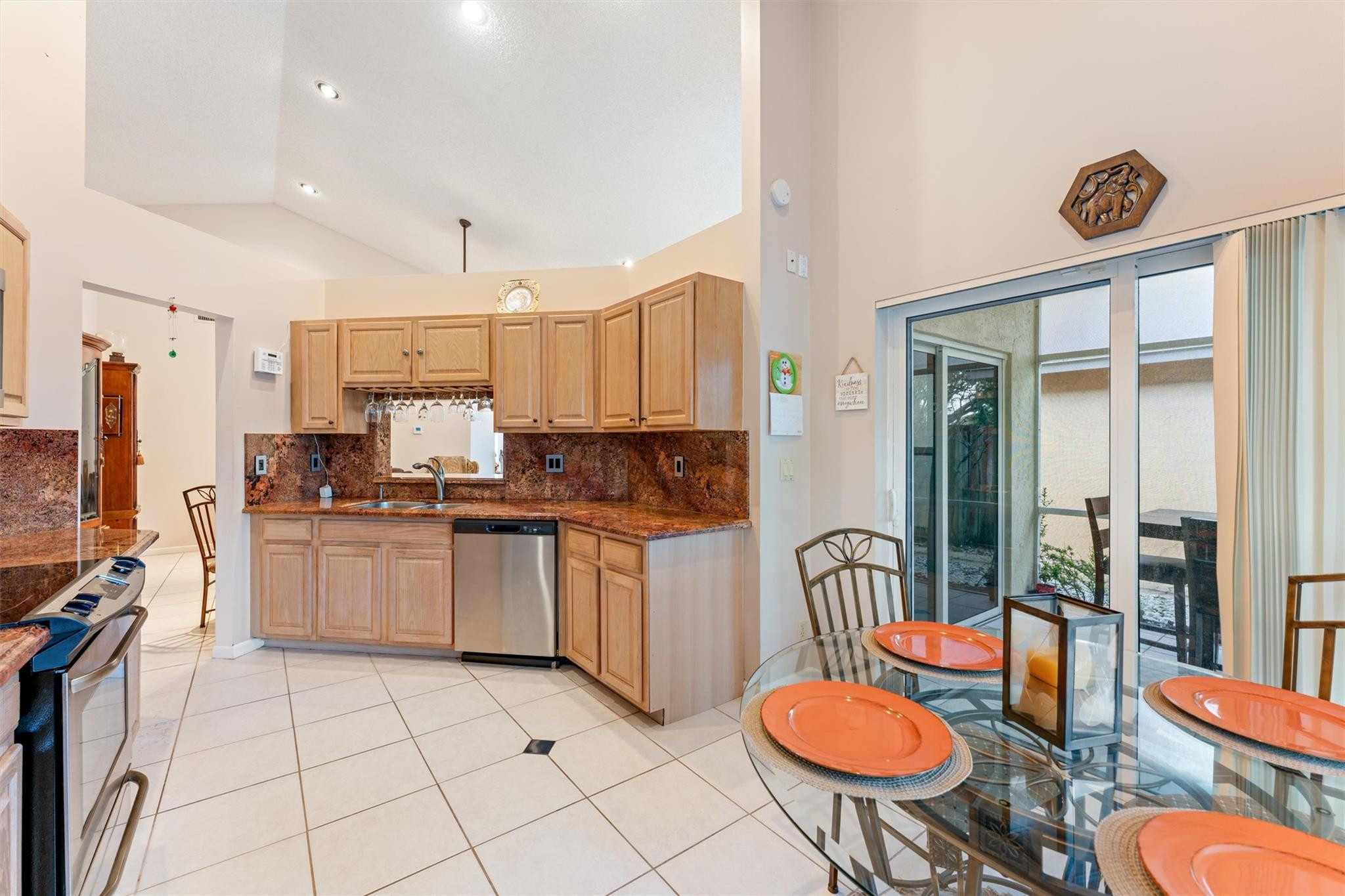 Holiday Spgs East 133-49 - Residential