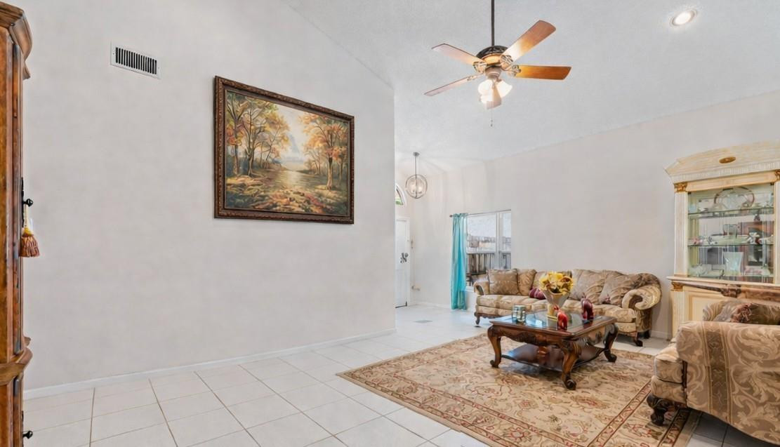 Holiday Spgs East 133-49 - Residential