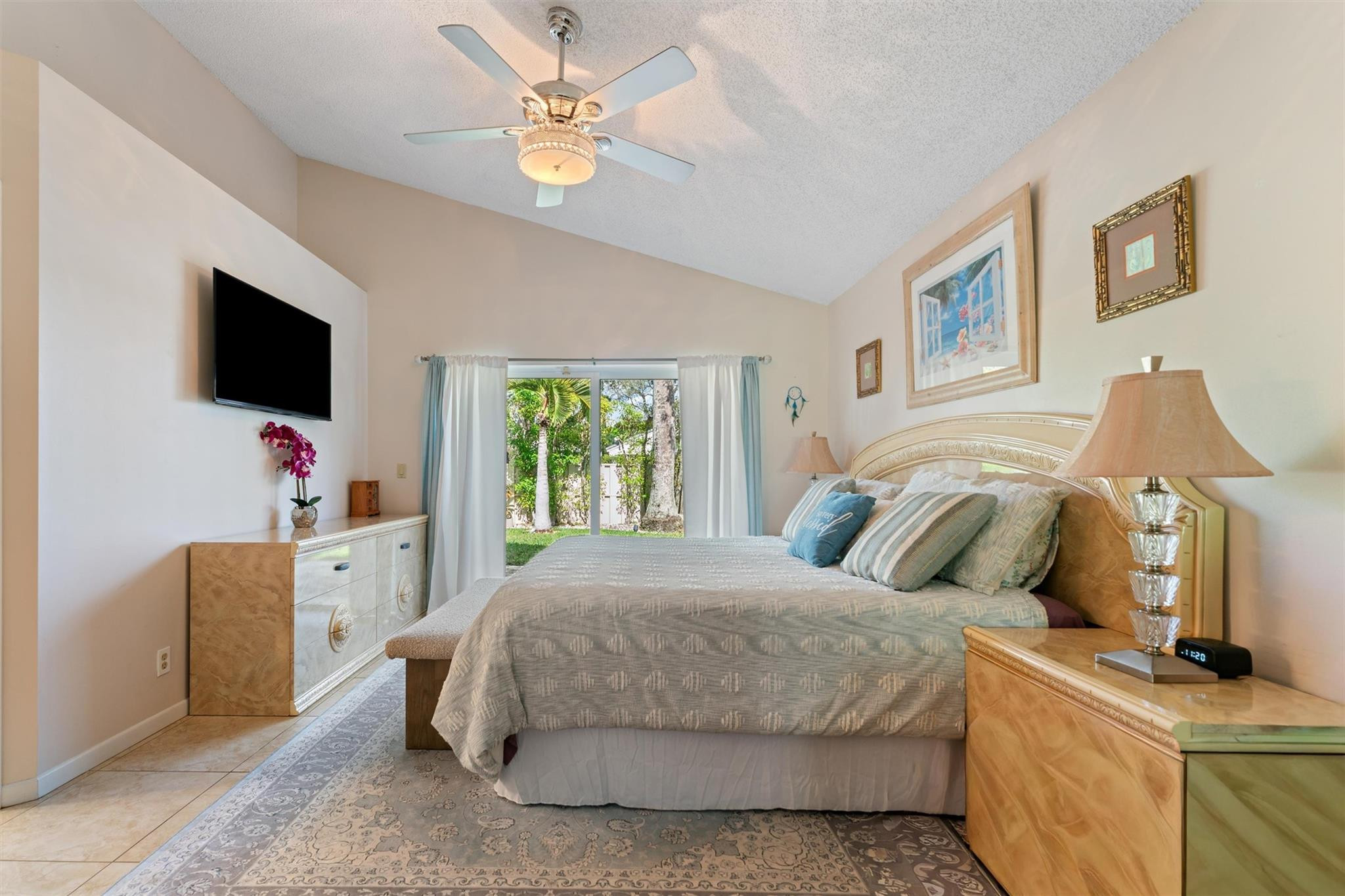 Holiday Spgs East 133-49 - Residential