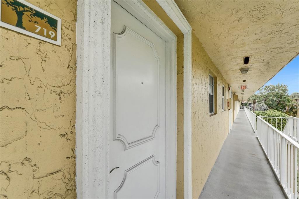 VILLAGE PARK AT OAKLAND C - Residential Lease