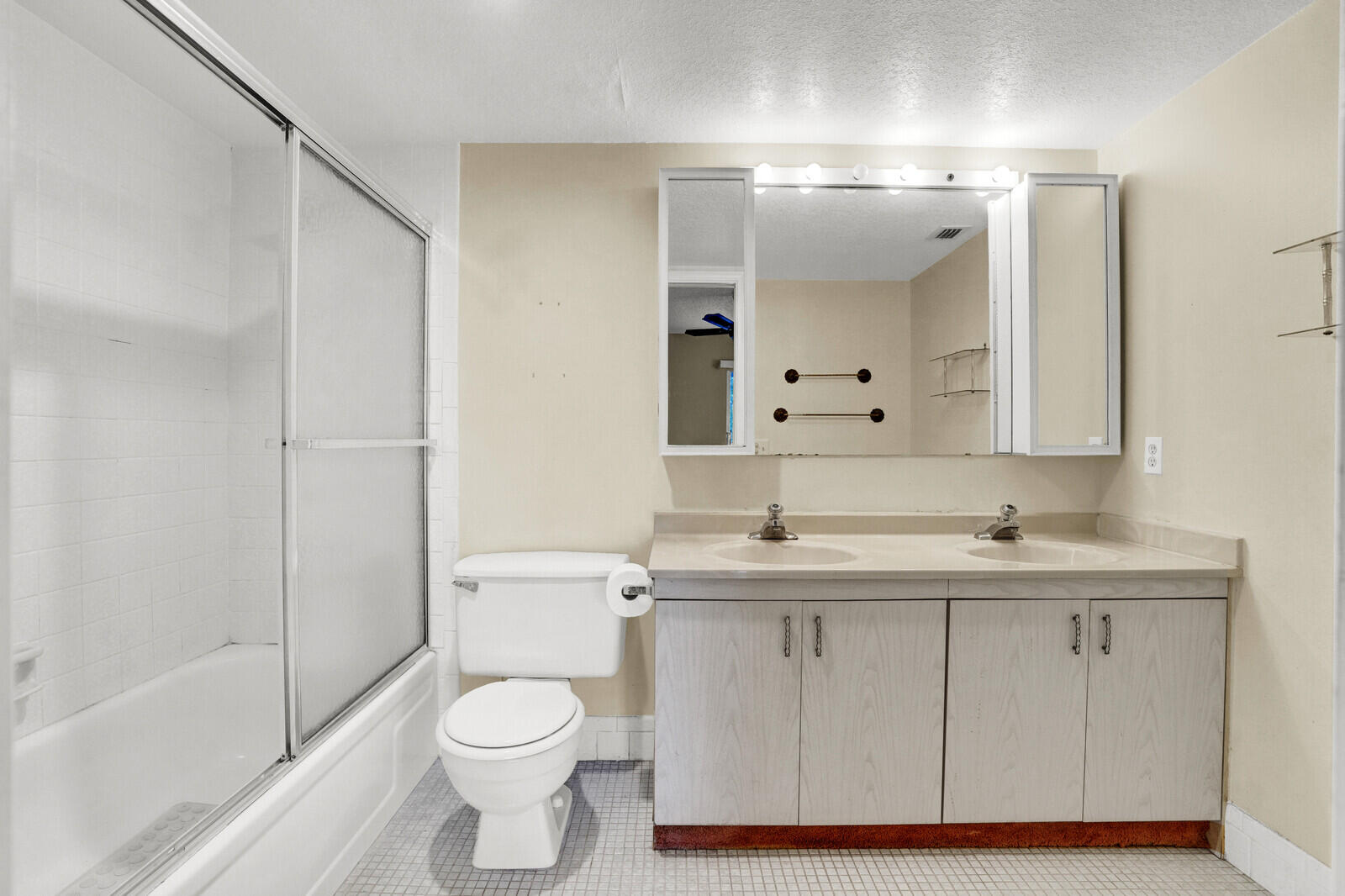 Lucaya Village 2-C Condo - Residential