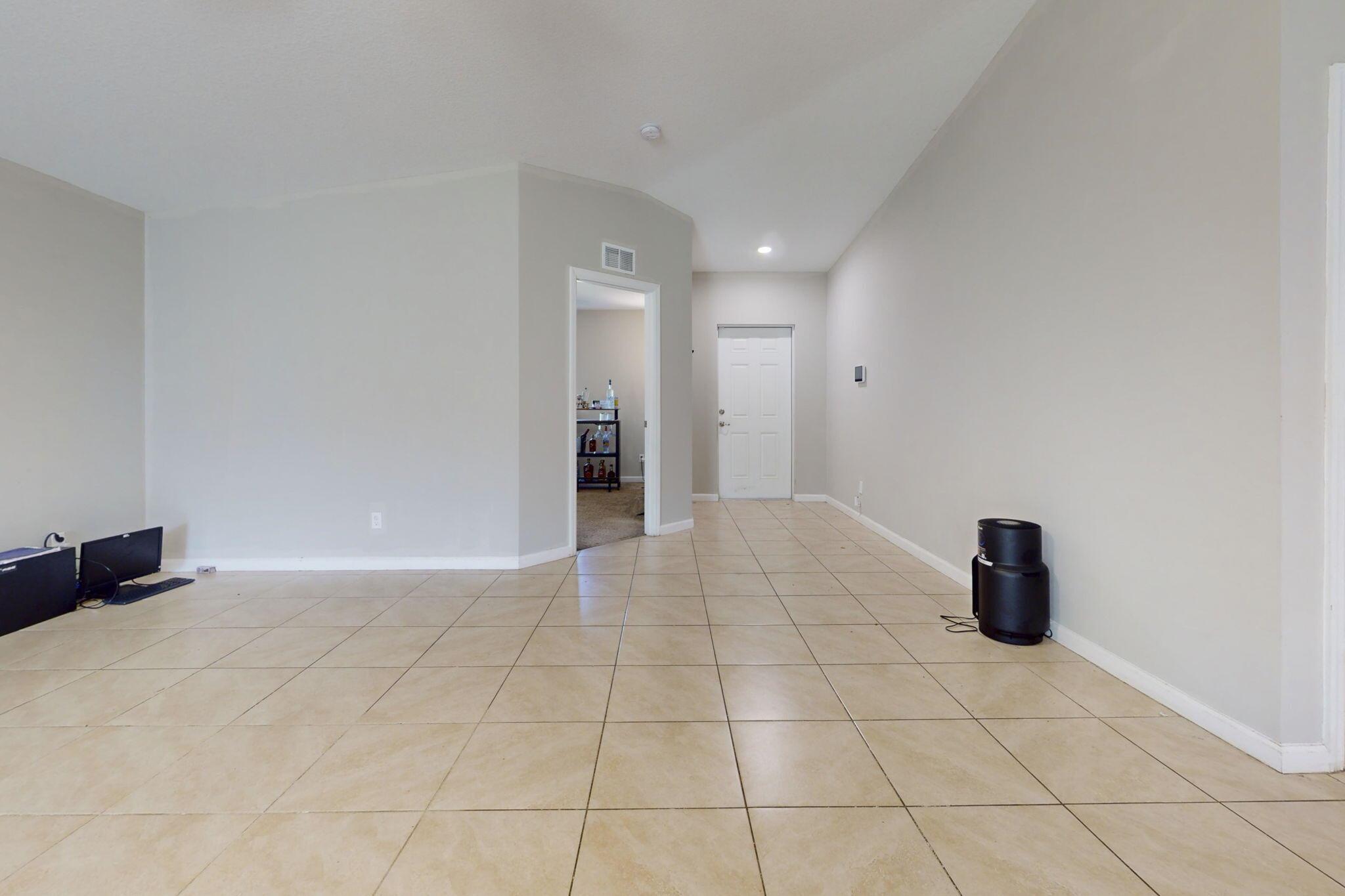 PORT ST LUCIE SECTION 3 - Residential