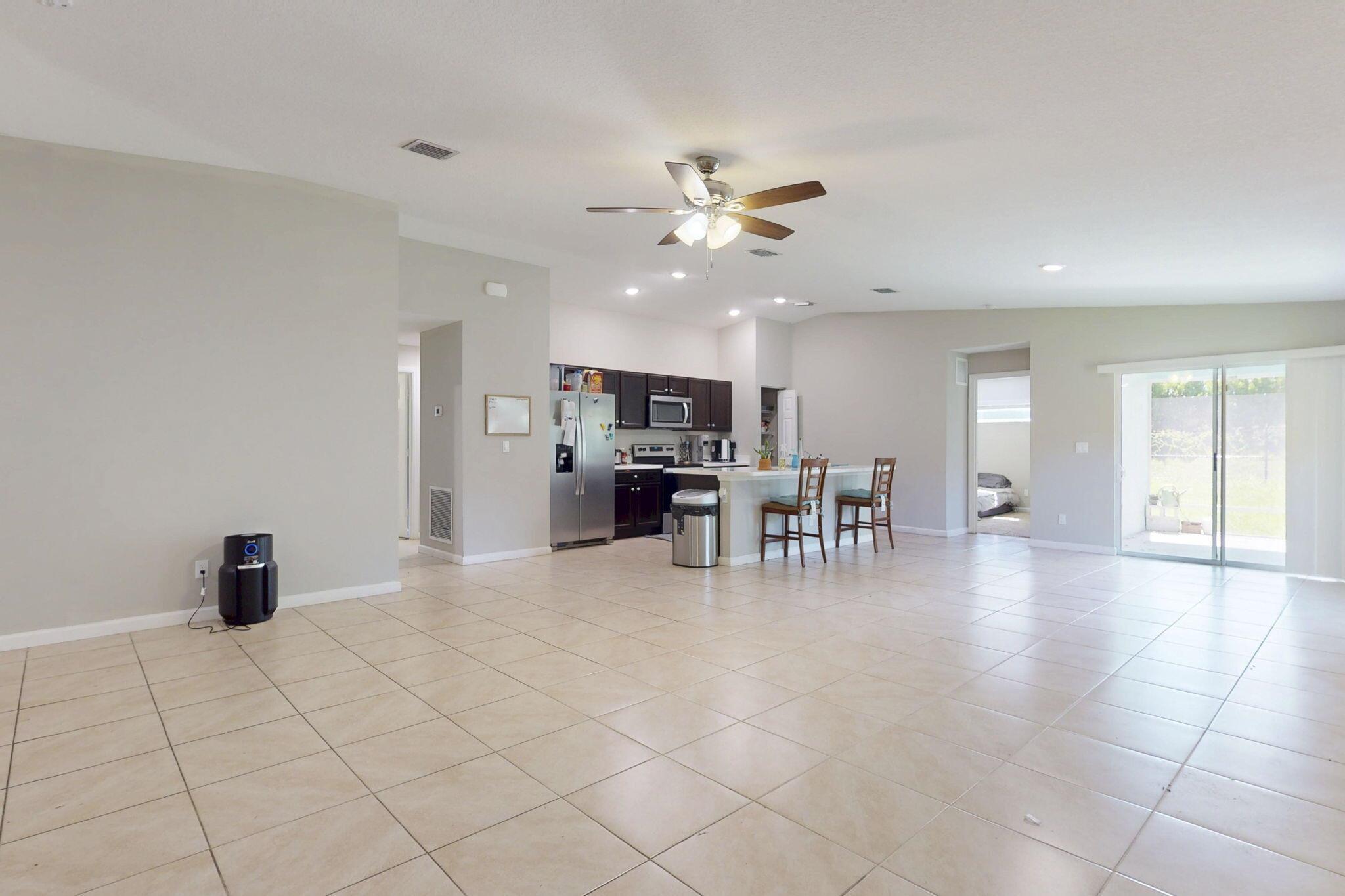 PORT ST LUCIE SECTION 3 - Residential