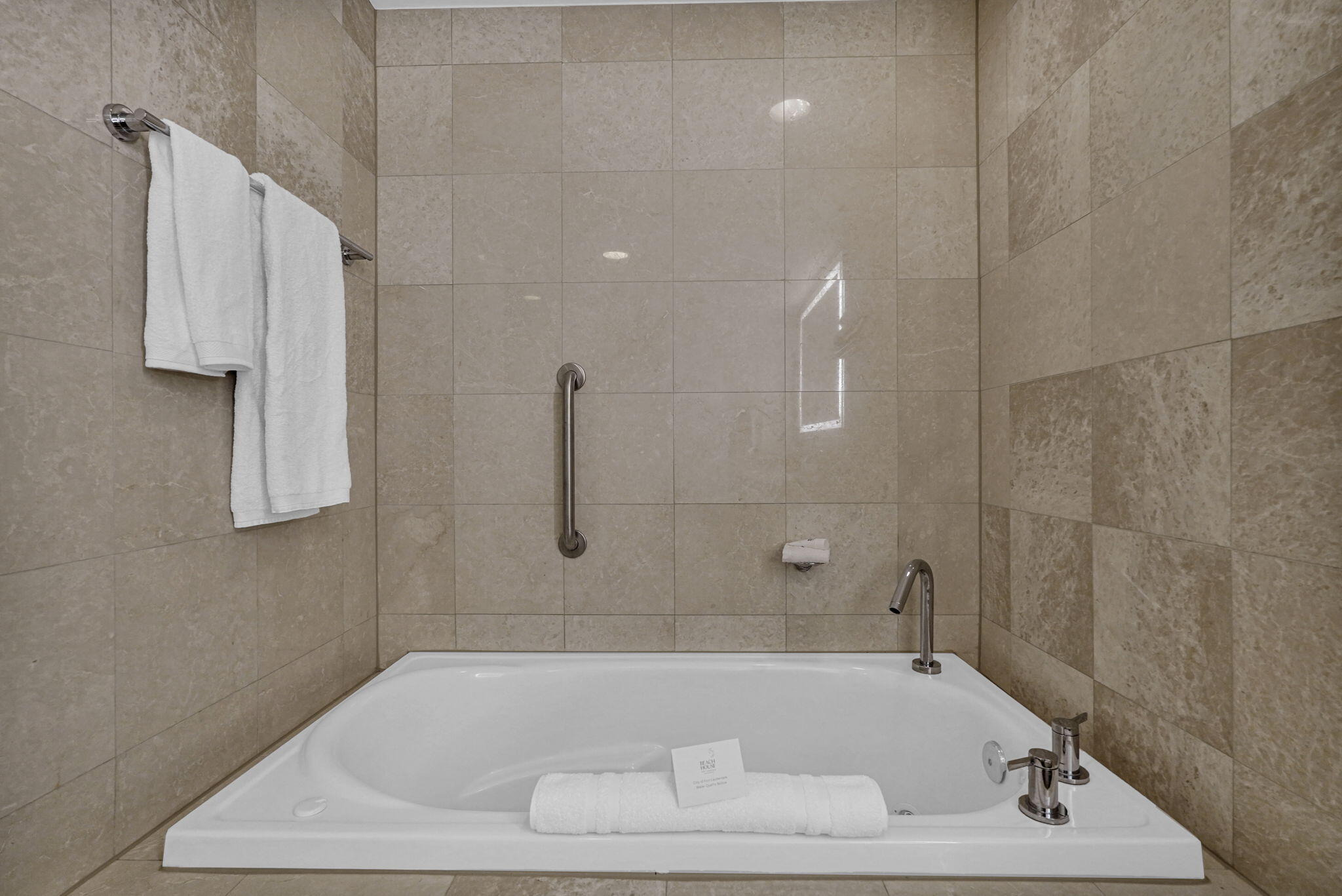 Q CLUB RESORT & RESIDENCES CONDO - Residential