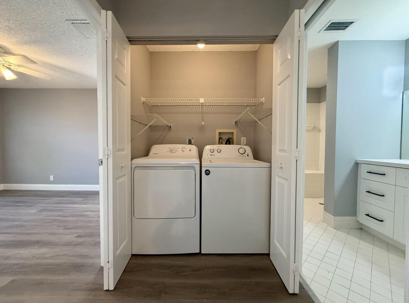 WINDWOOD UNIT I - Residential Lease
