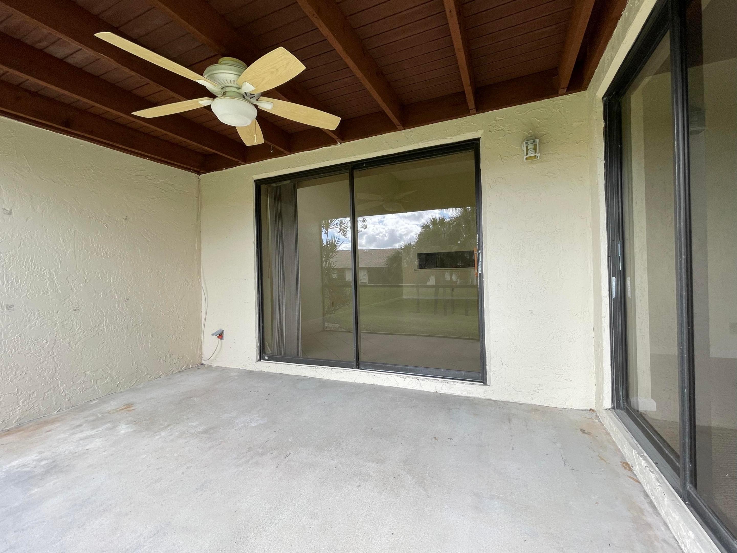 WINDWOOD UNIT I - Residential Lease