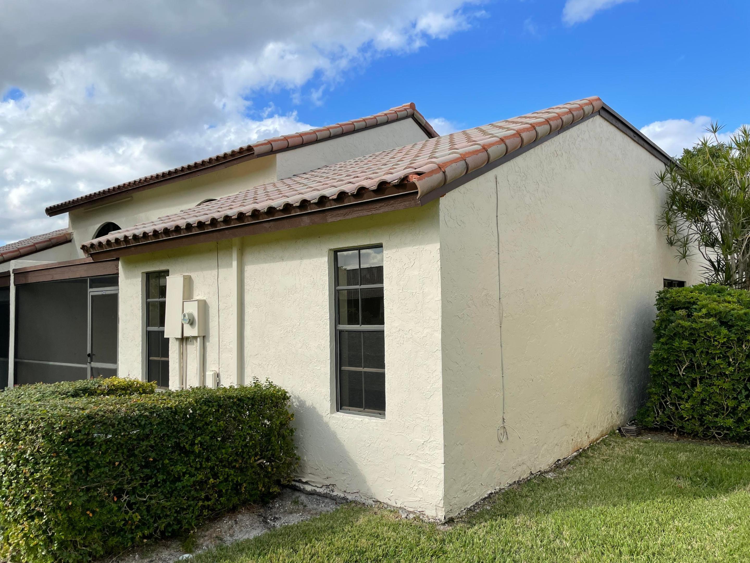 WINDWOOD UNIT I - Residential Lease