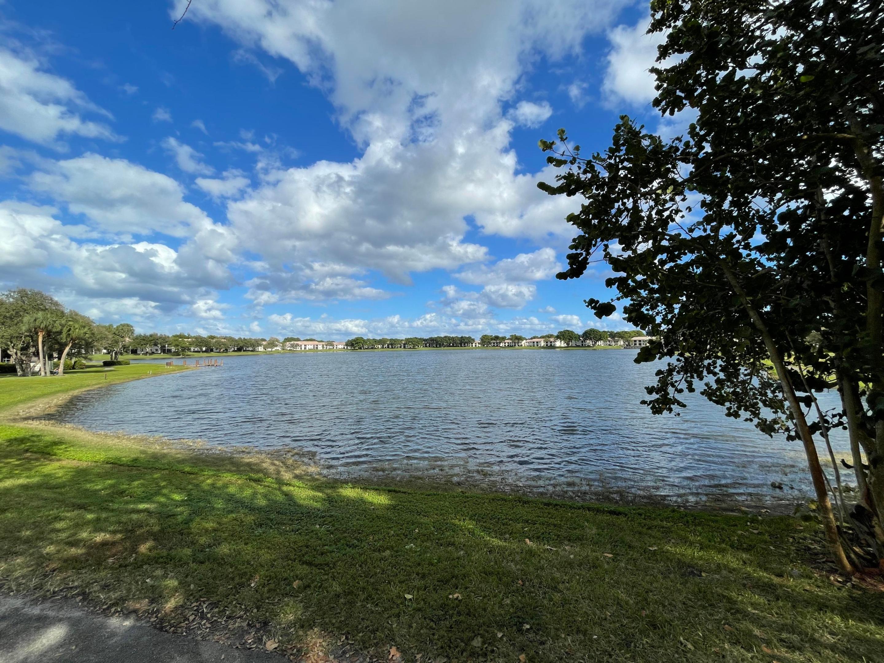 WINDWOOD UNIT I - Residential Lease