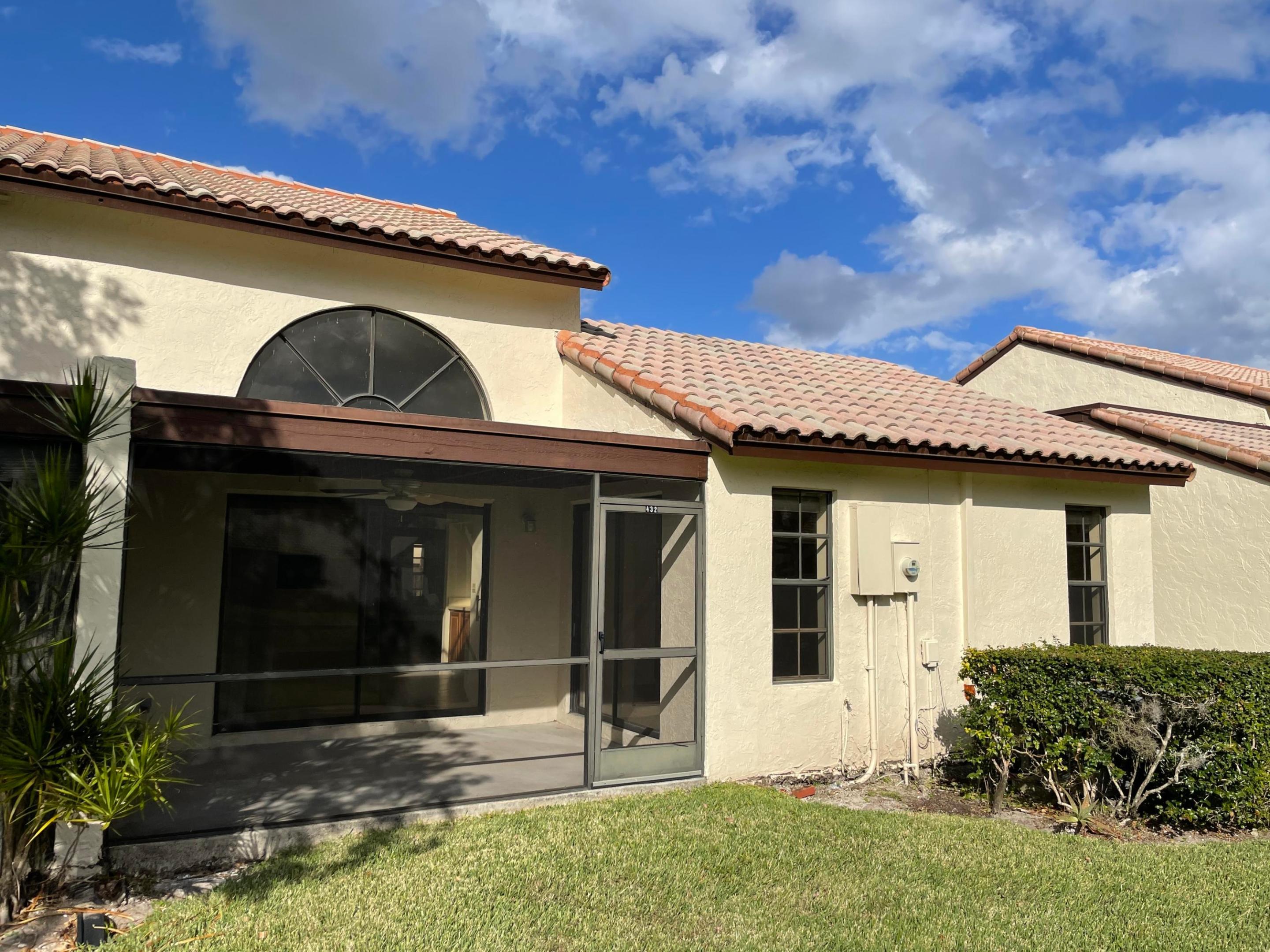 WINDWOOD UNIT I - Residential Lease