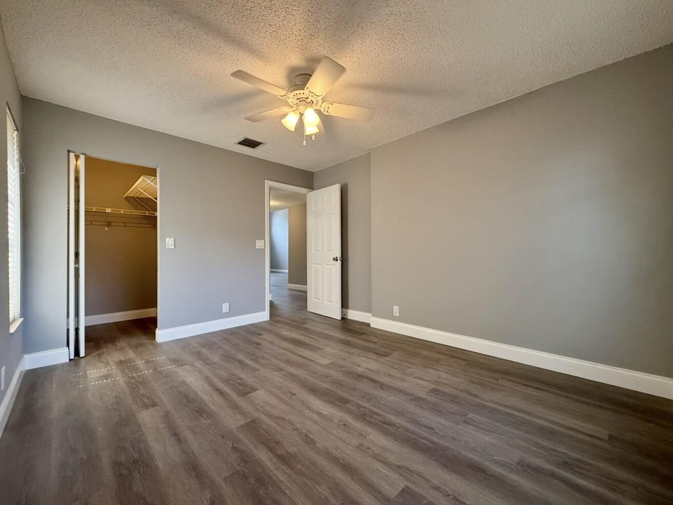 WINDWOOD UNIT I - Residential Lease