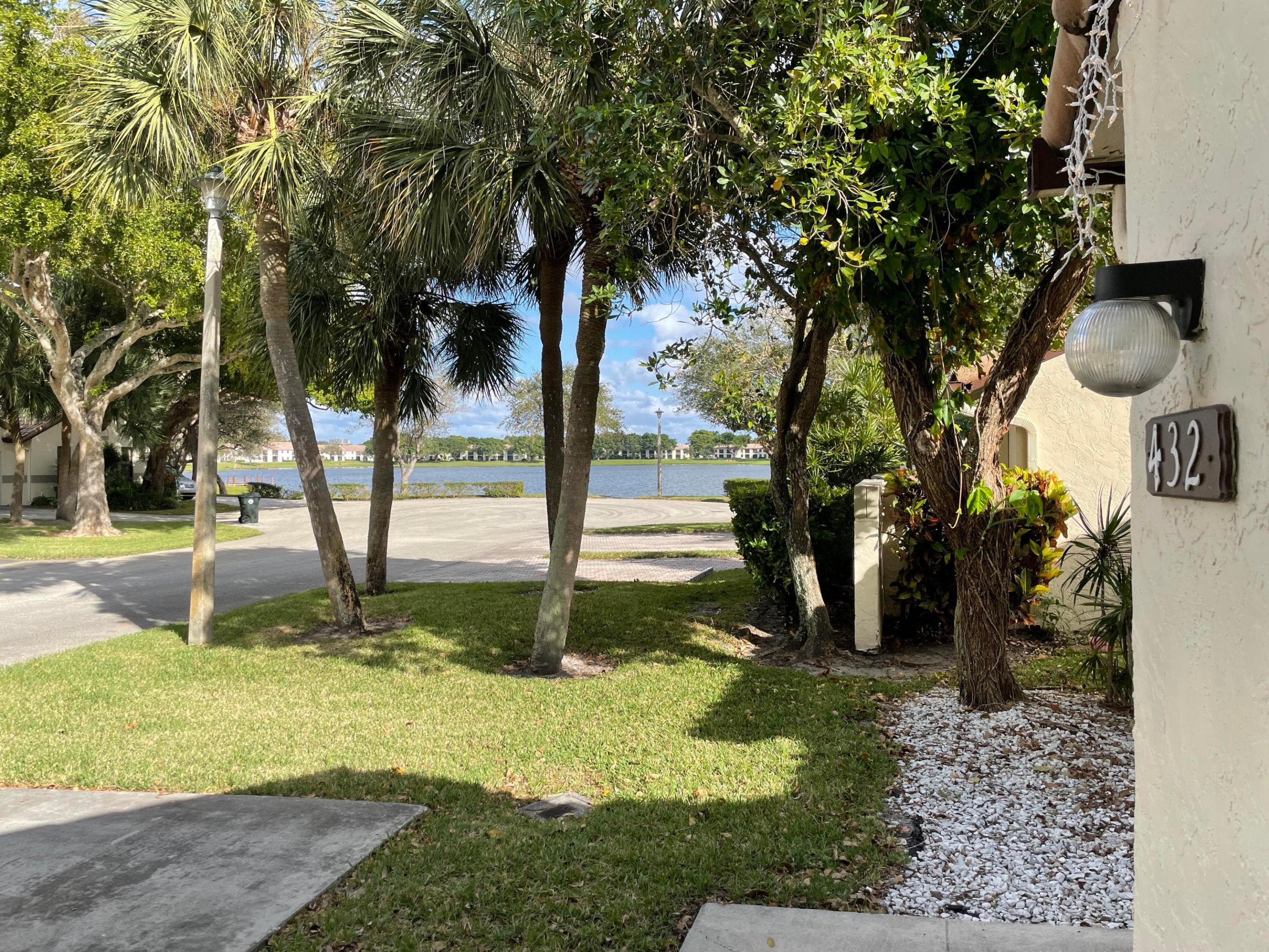 WINDWOOD UNIT I - Residential Lease