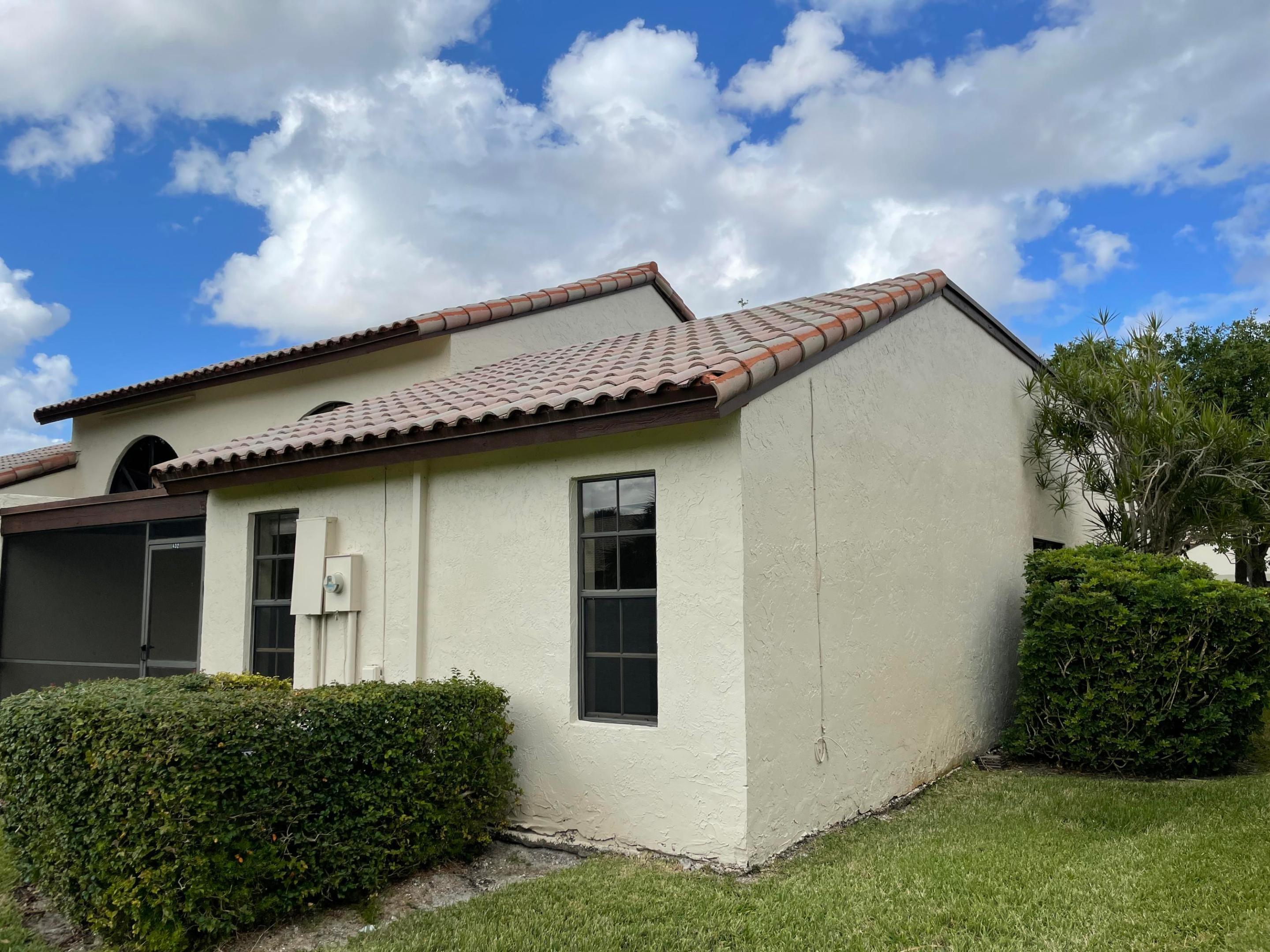 WINDWOOD UNIT I - Residential Lease