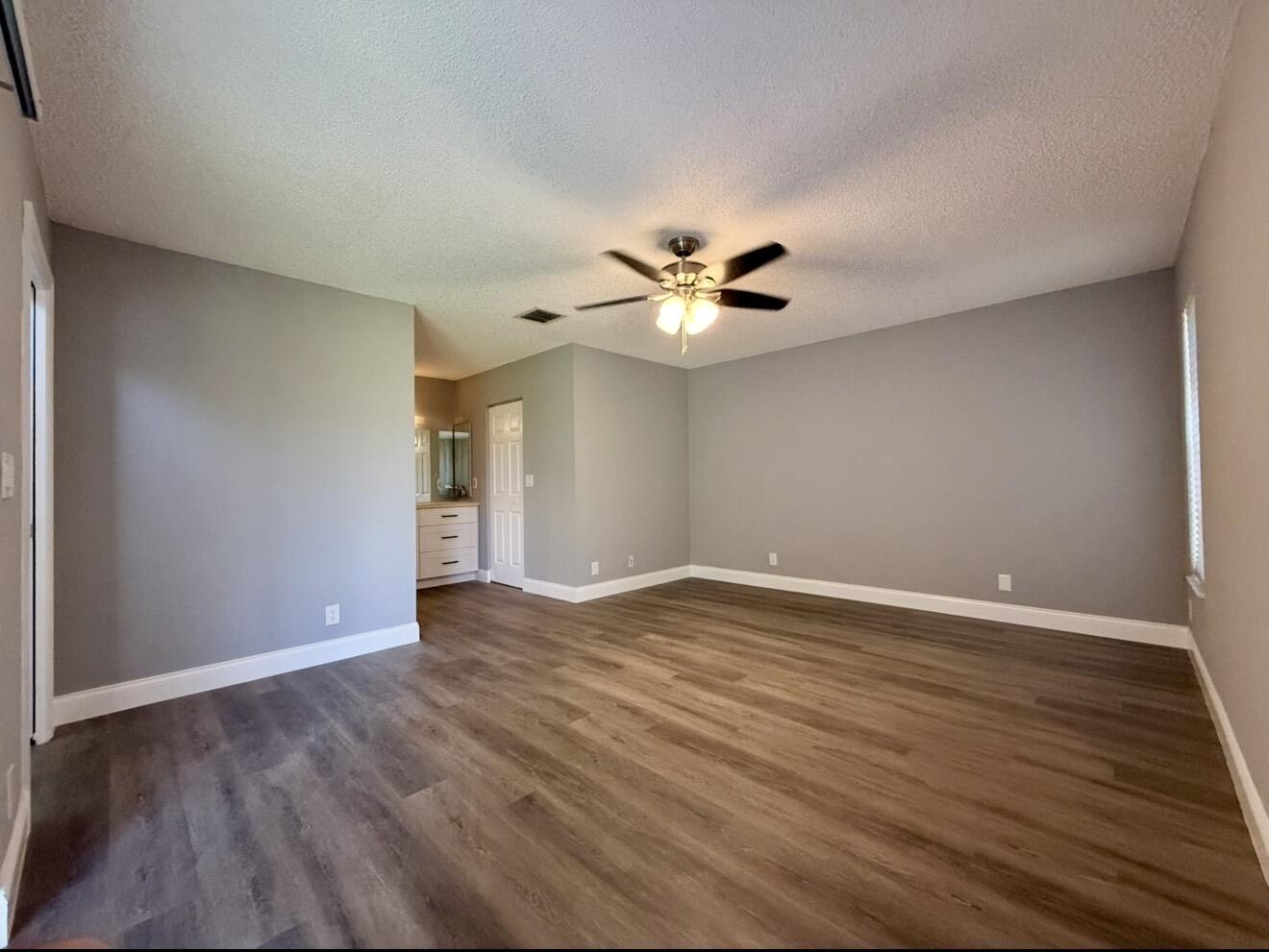 WINDWOOD UNIT I - Residential Lease