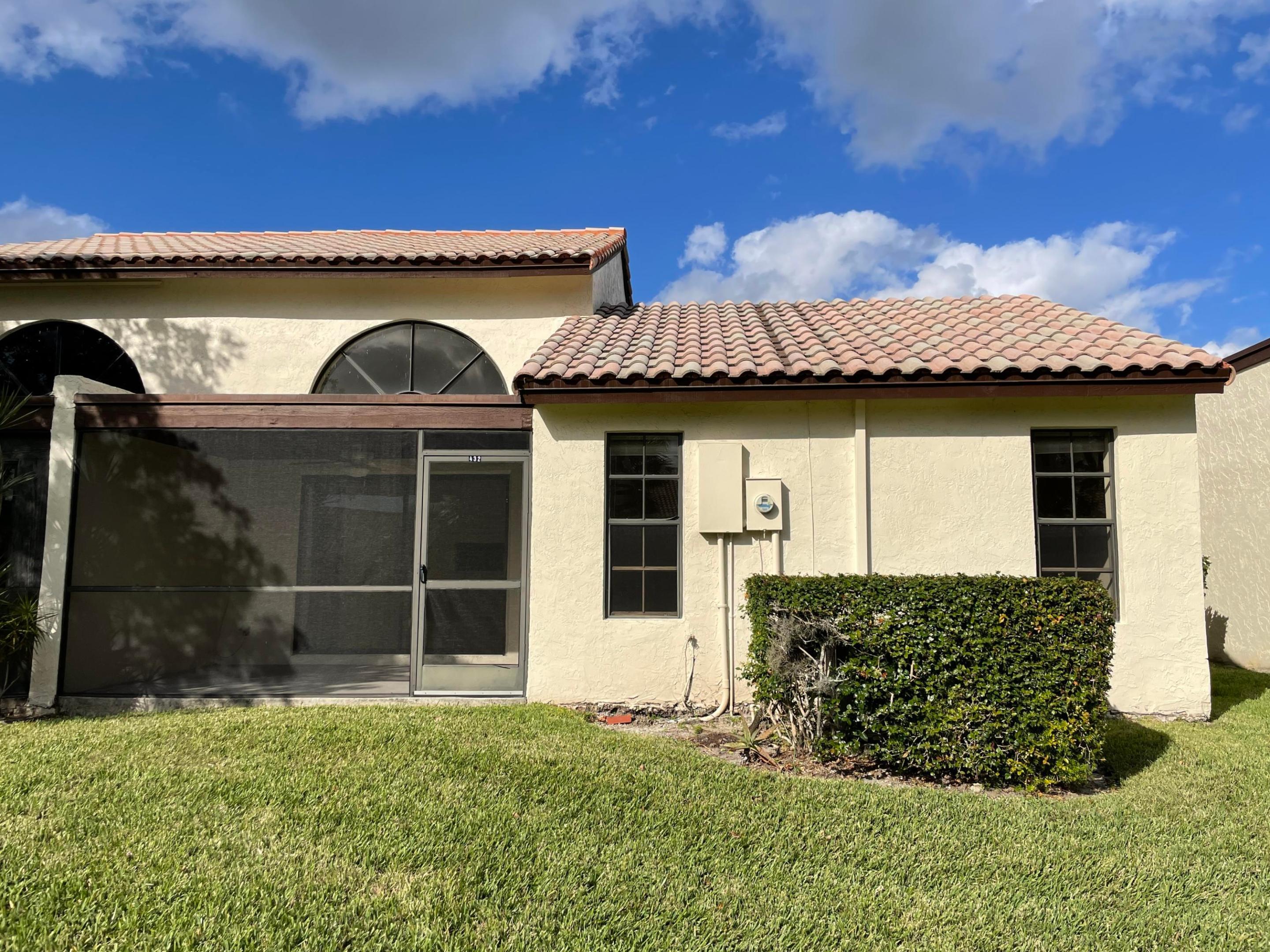WINDWOOD UNIT I - Residential Lease