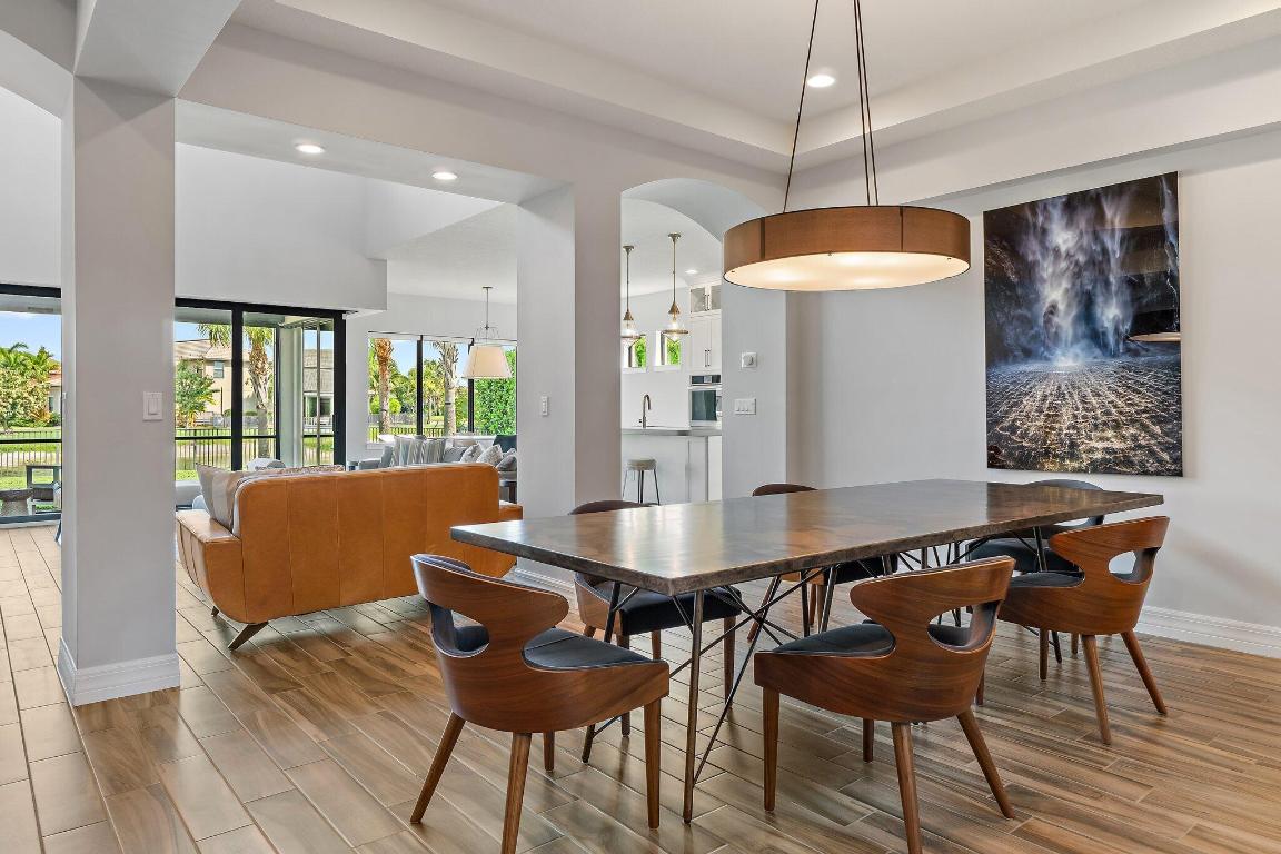 515 Sonoma Isles Circle