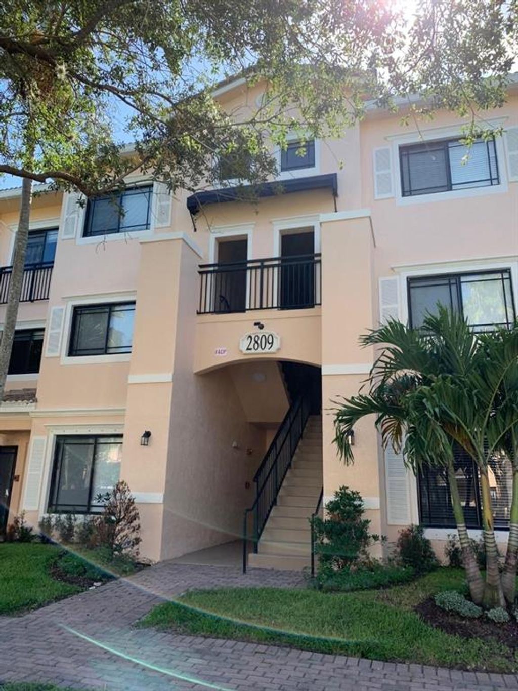 Photo of 2809 Amalei Drive #301, Palm Beach Gardens, FL 33410 (MLS # R10731838)