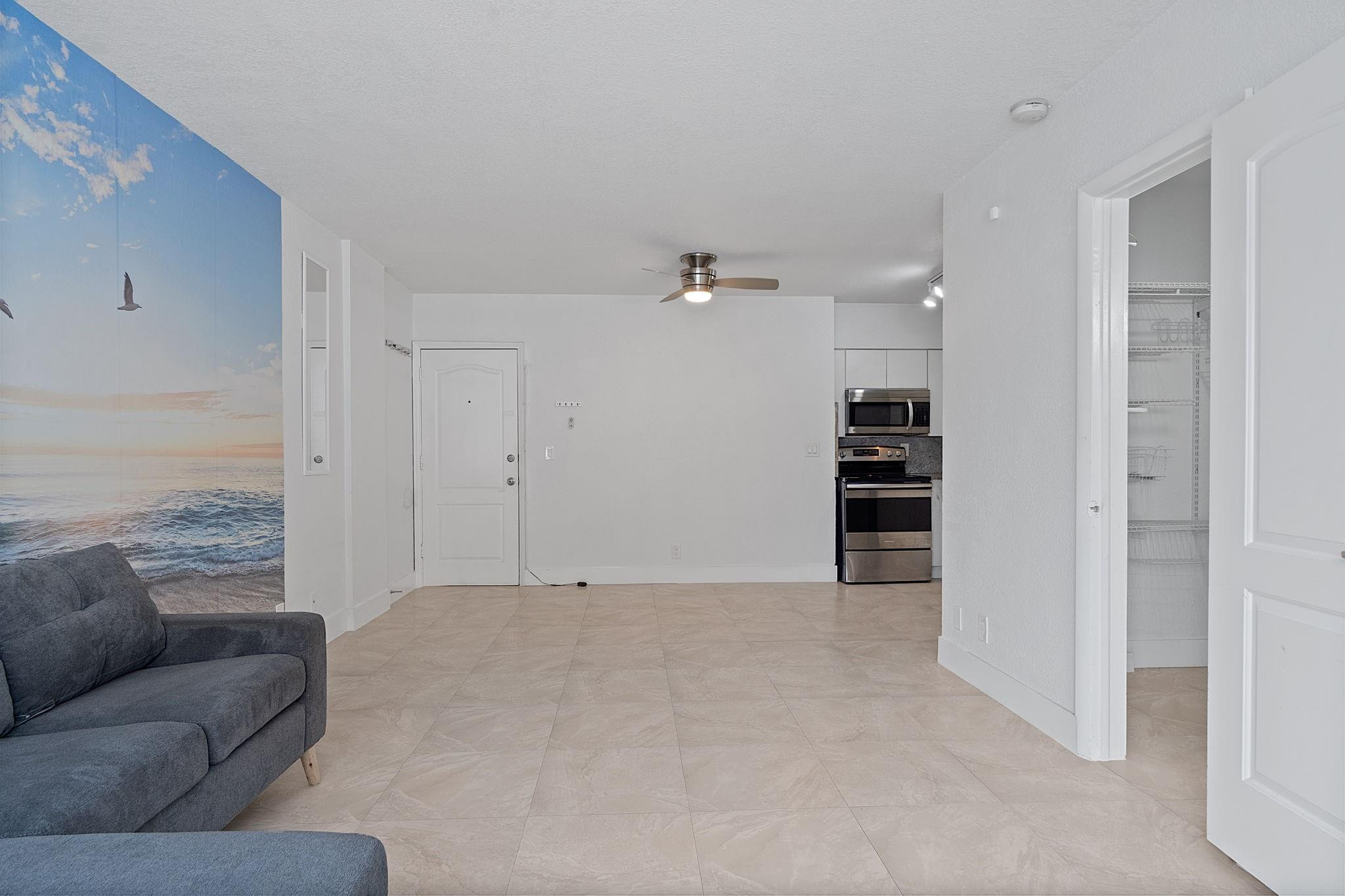 Galt Ocean Mile 34-16 B - Residential Lease