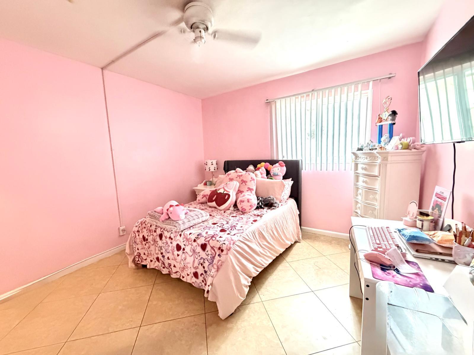 CORAL KEY VILLAS 5TH SEC - Residential Lease