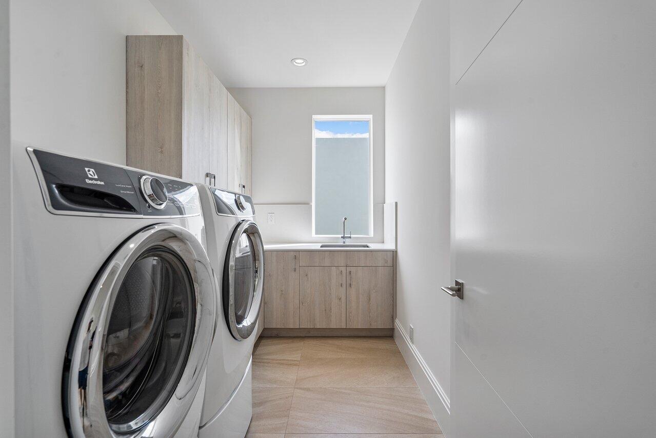 DELRAY BCH SHORES - Residential