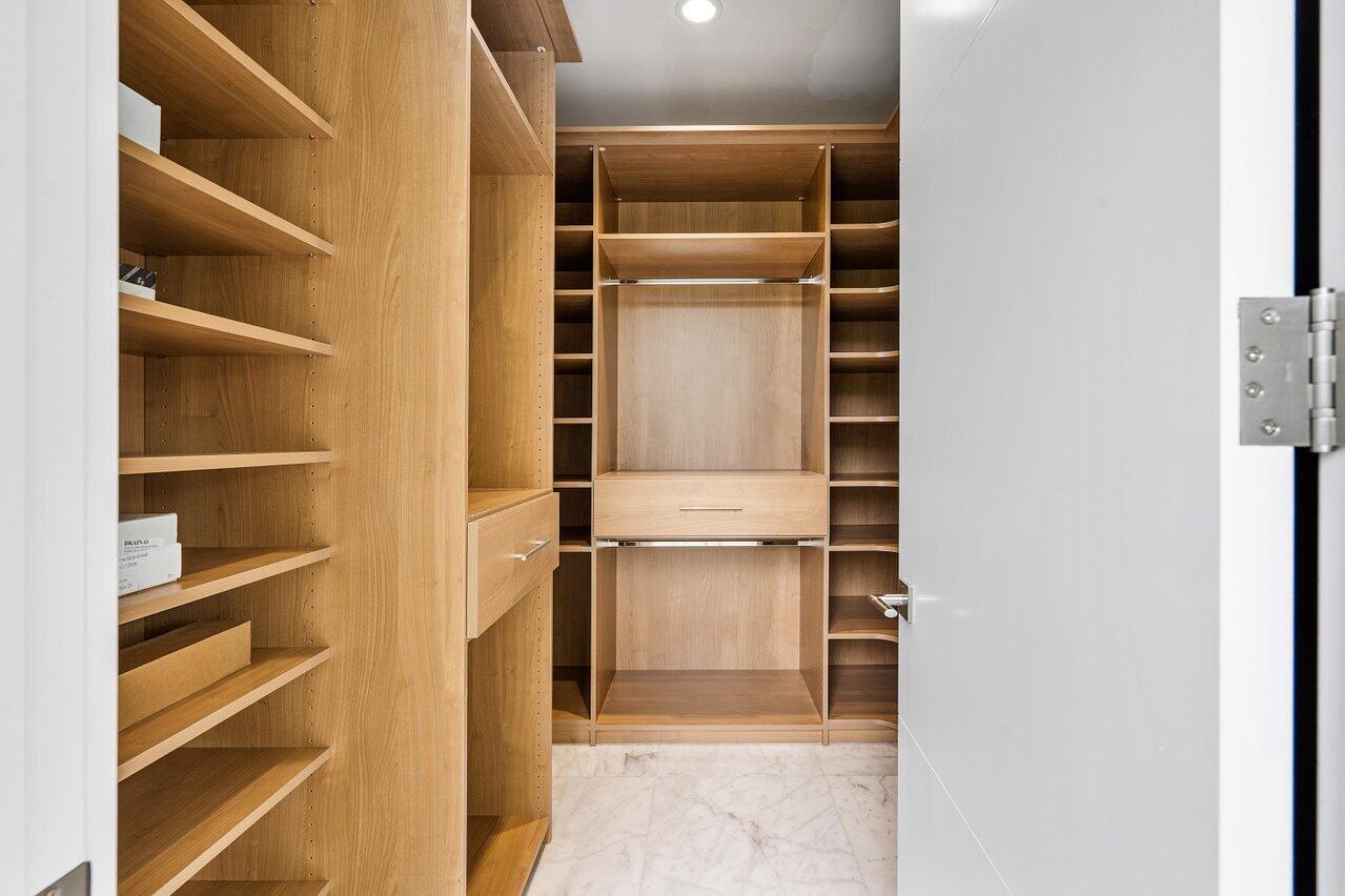 DELRAY BCH SHORES - Residential