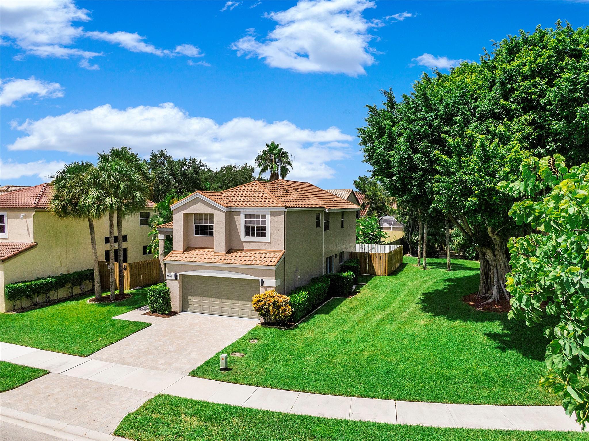 7701 NW 61st Ter