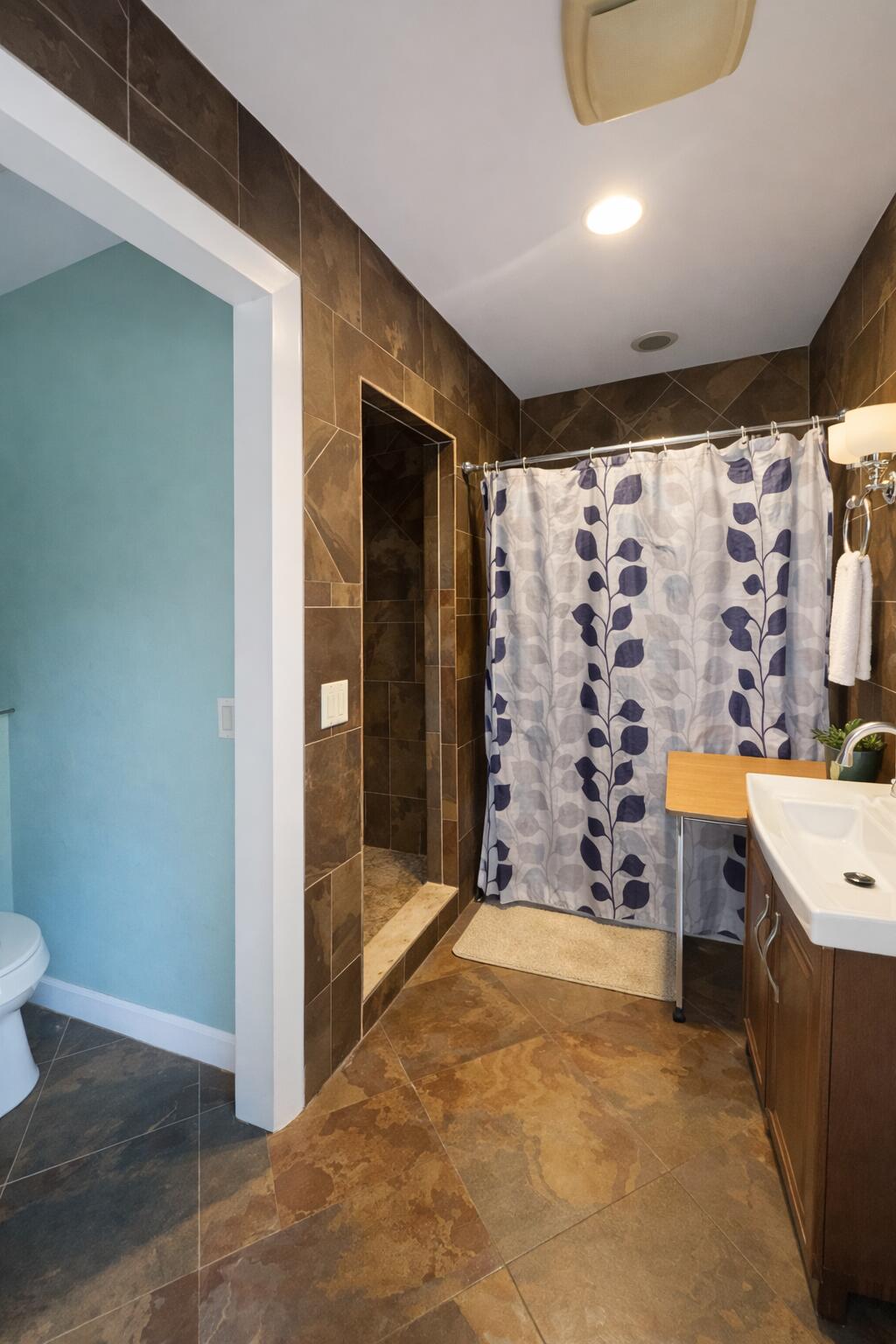 MODEL LAND CO - Residential