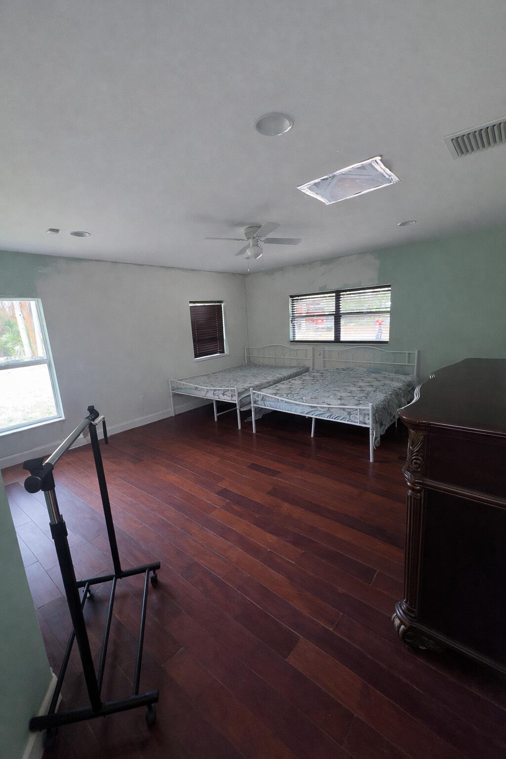 MODEL LAND CO - Residential