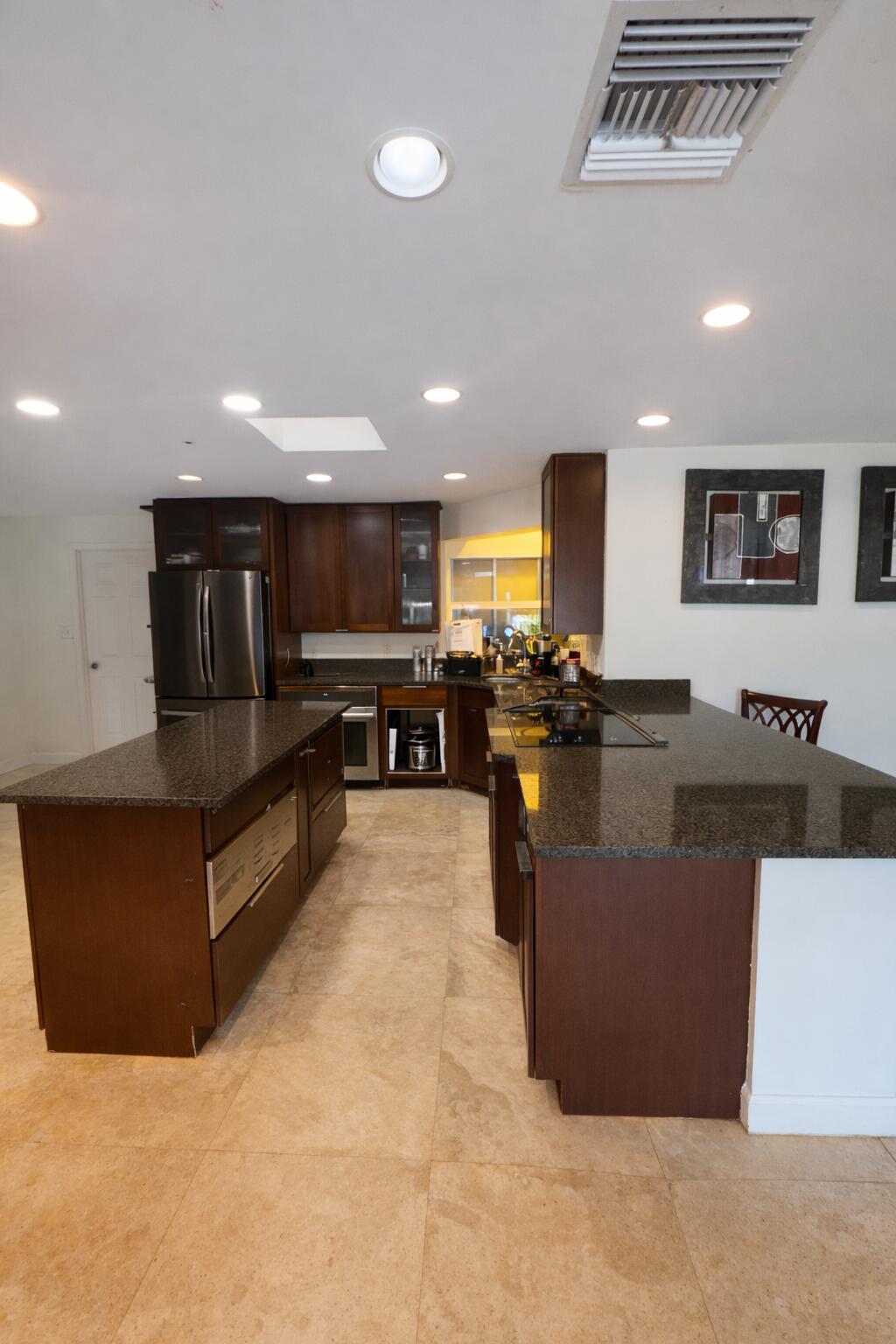 MODEL LAND CO - Residential