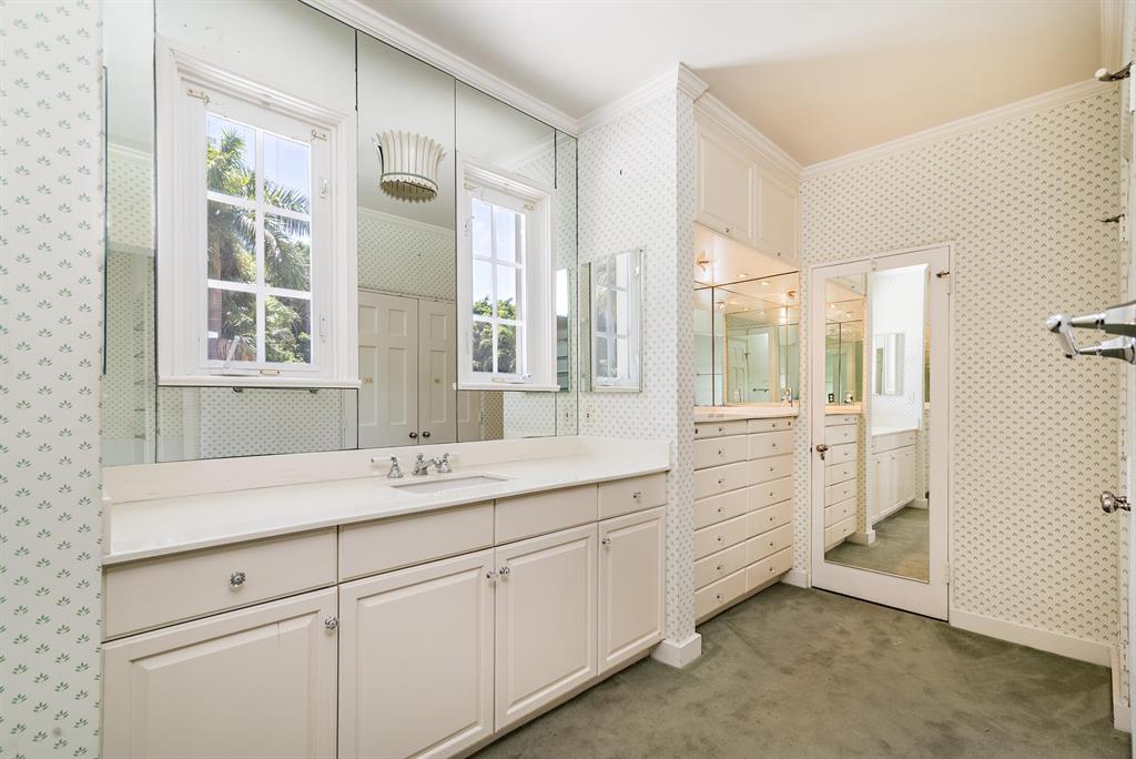 Tropic Isle - Residential