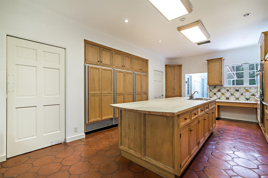 Tropic Isle - Residential